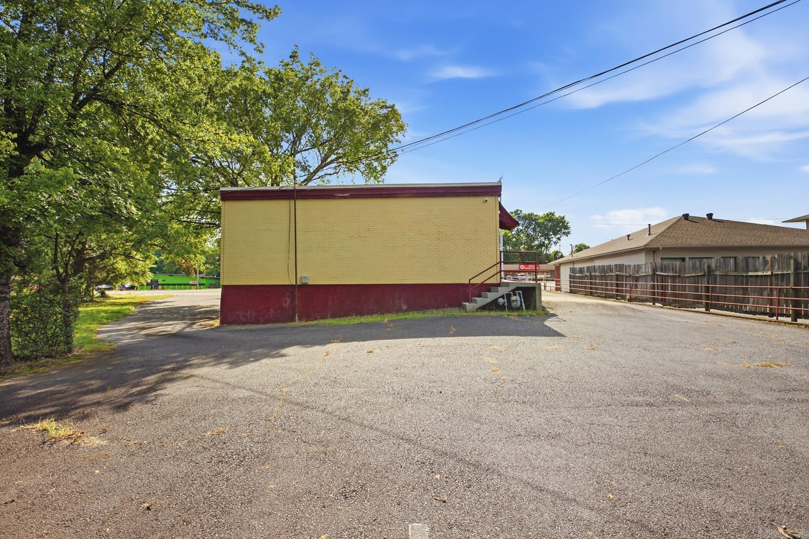 1601 S University  Little Rock, AR