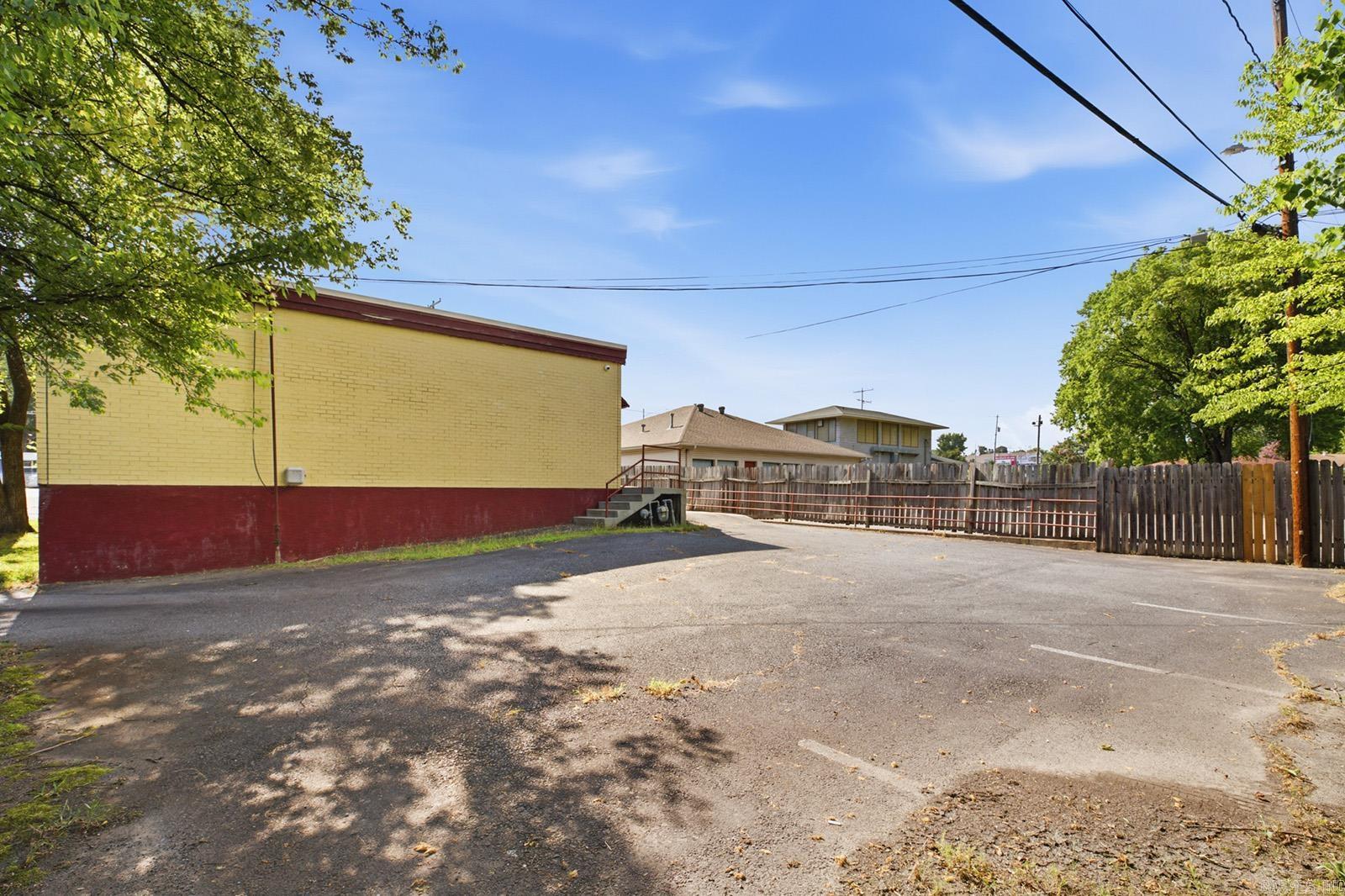 1601 S University  Little Rock, AR