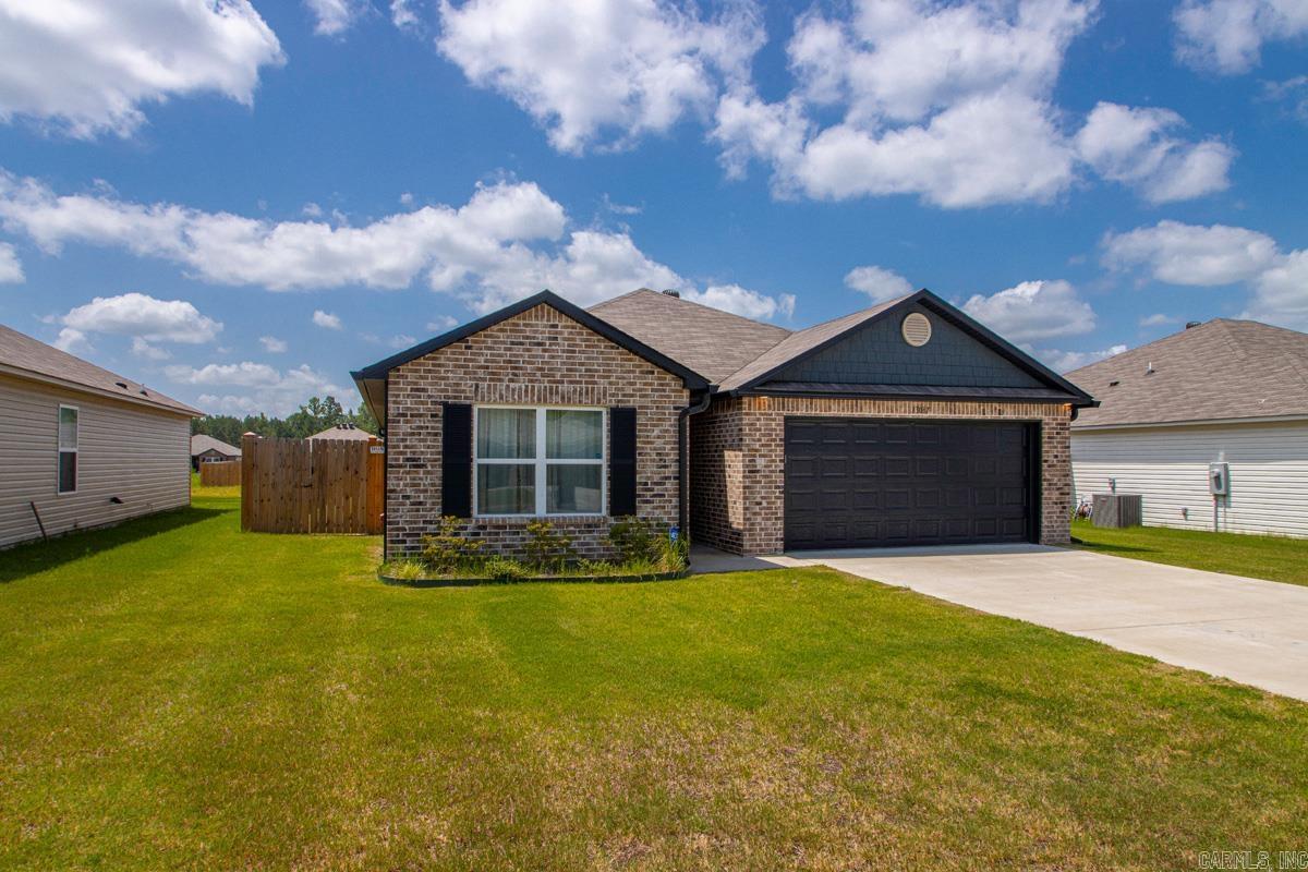 13081 River Creek Lane  Hensley, AR