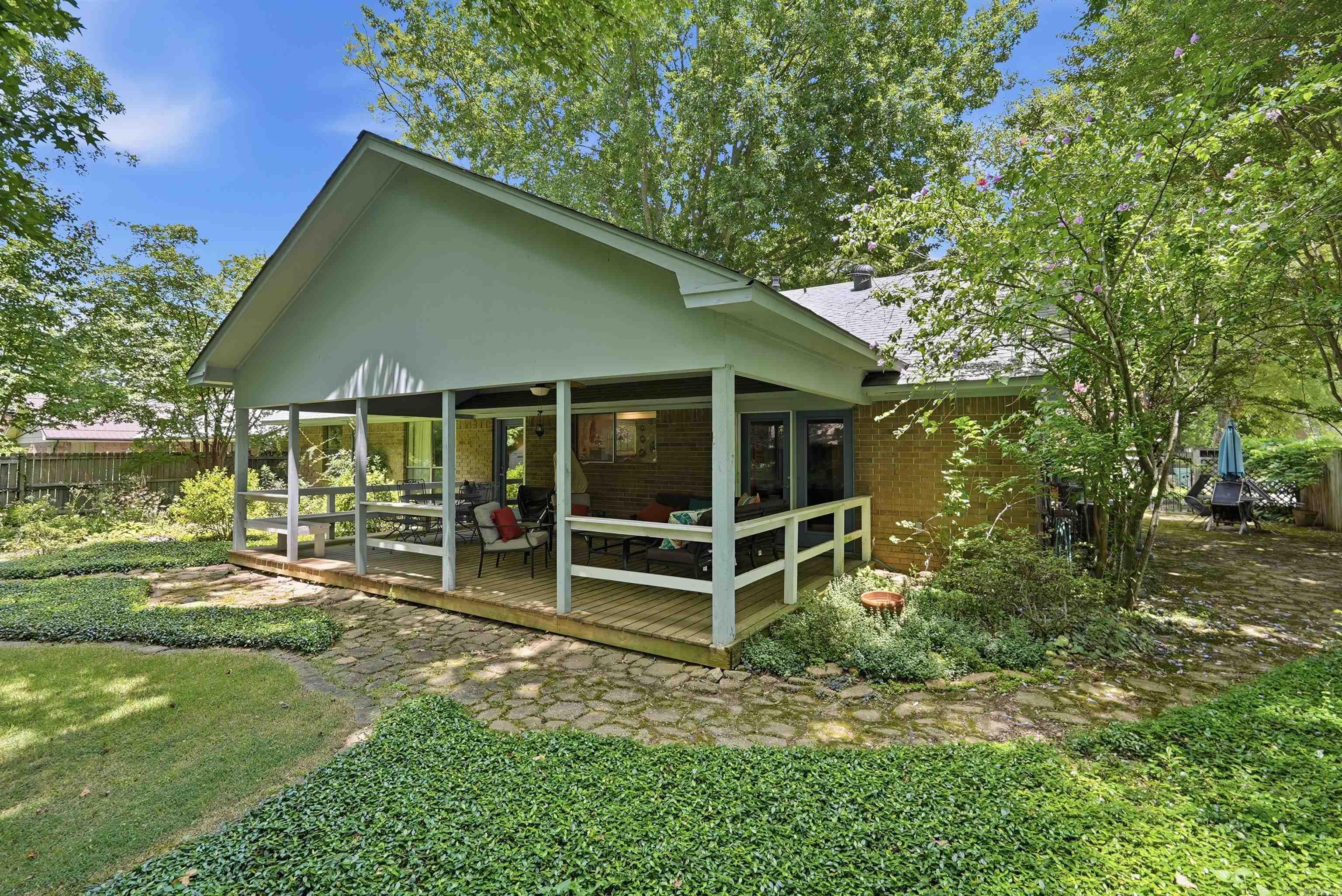 17 Sandstone  Conway, AR