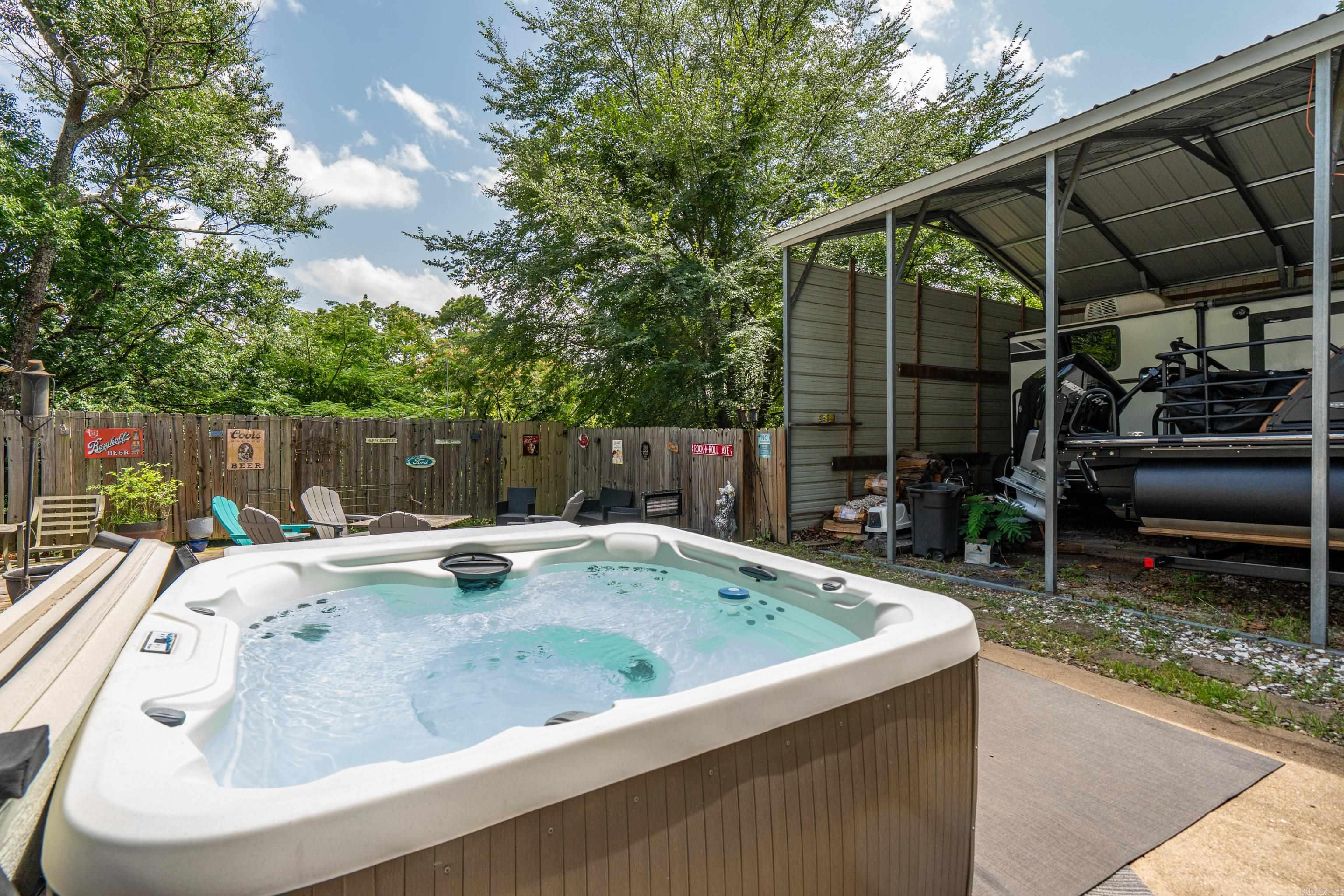 943 Twin Points  Hot Springs, AR