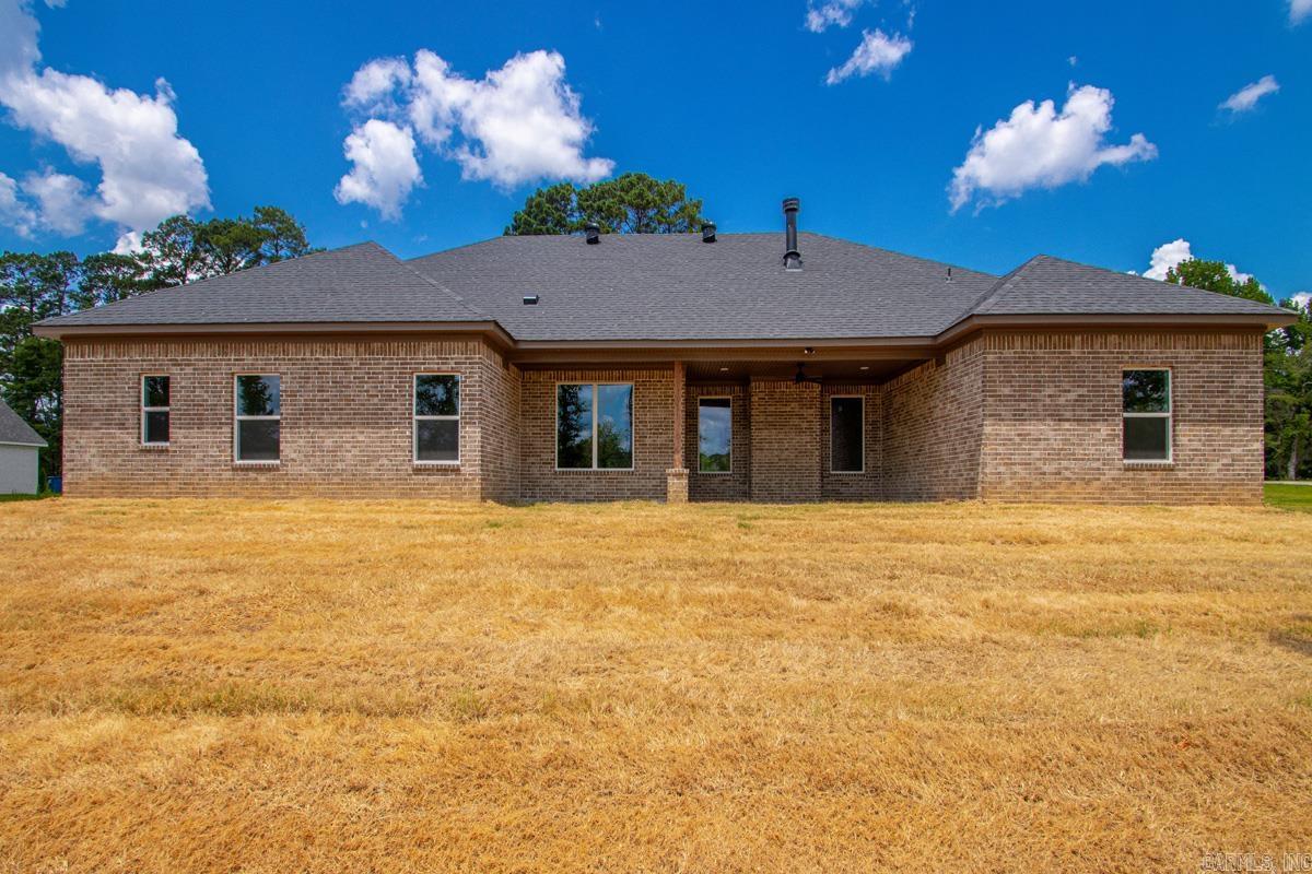 6748 N Detonti Rd  Bauxite, AR