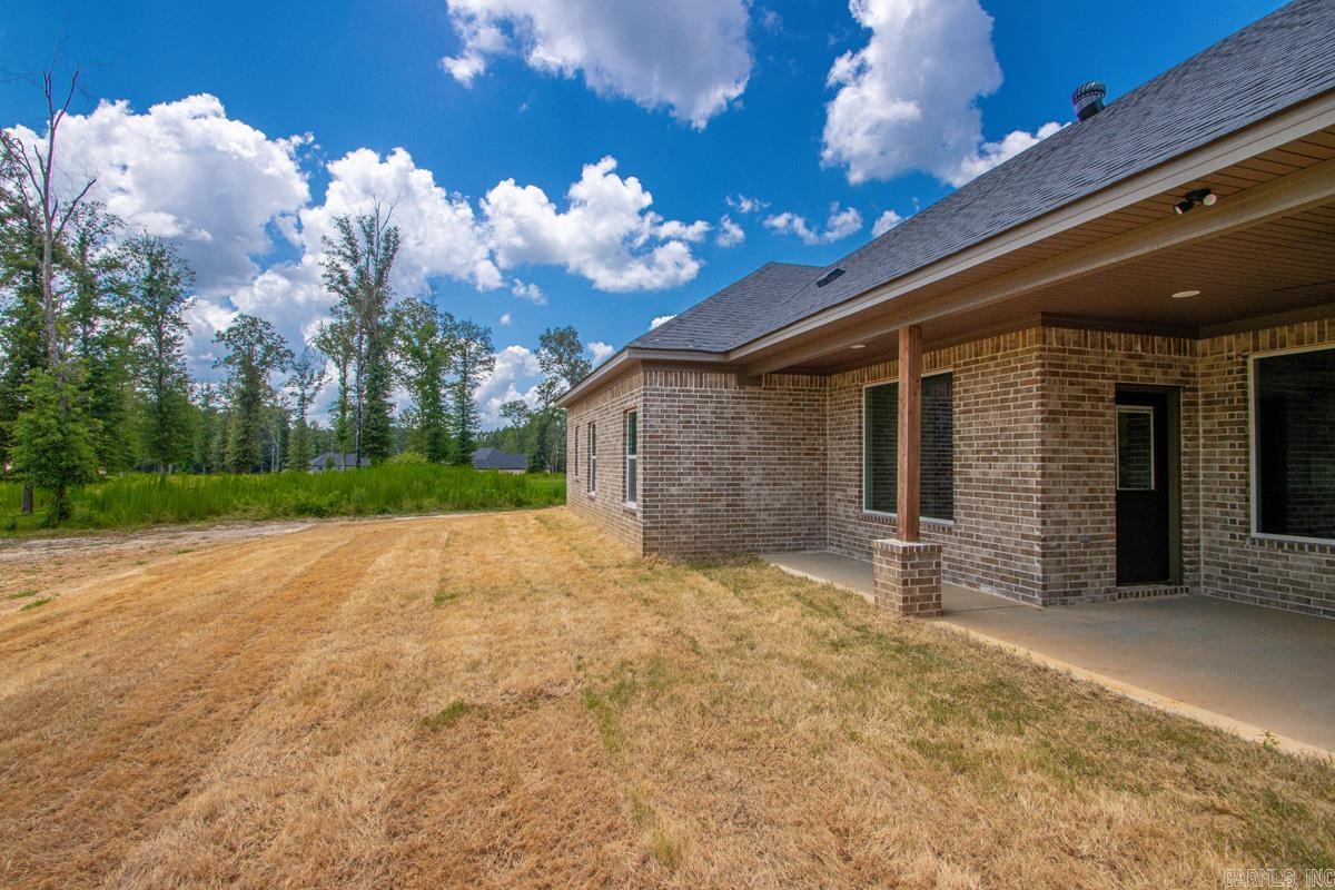 6748 N Detonti Rd  Bauxite, AR