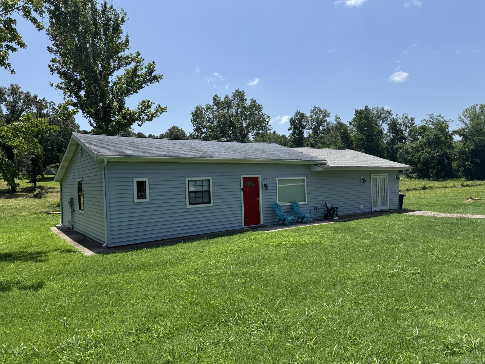 132 CR 101  Norfork, AR