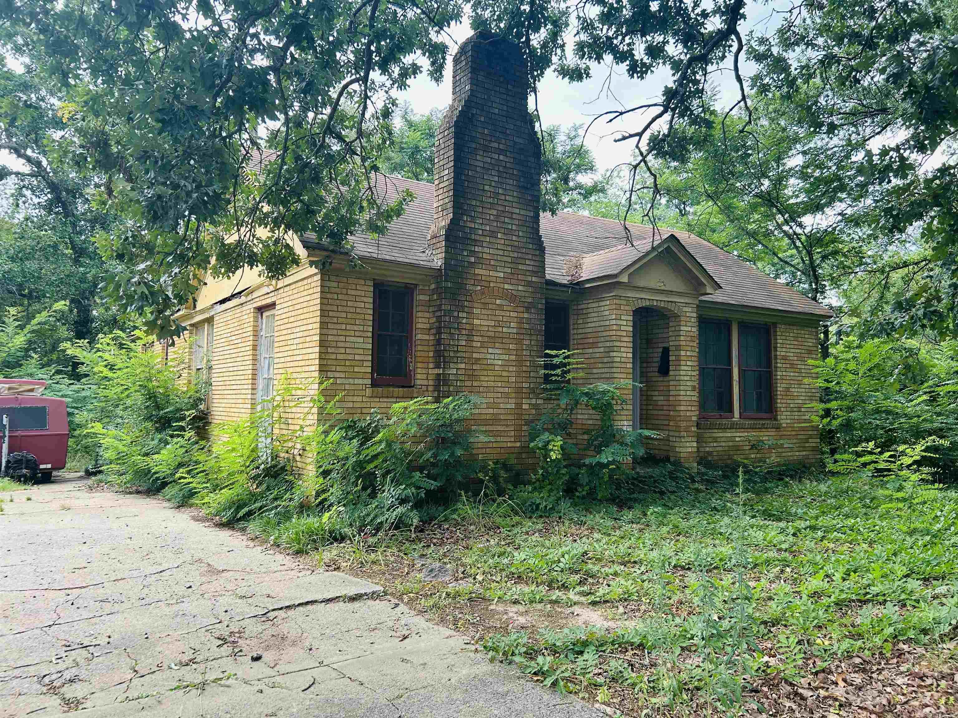 2102 S Cross St  Little Rock, AR