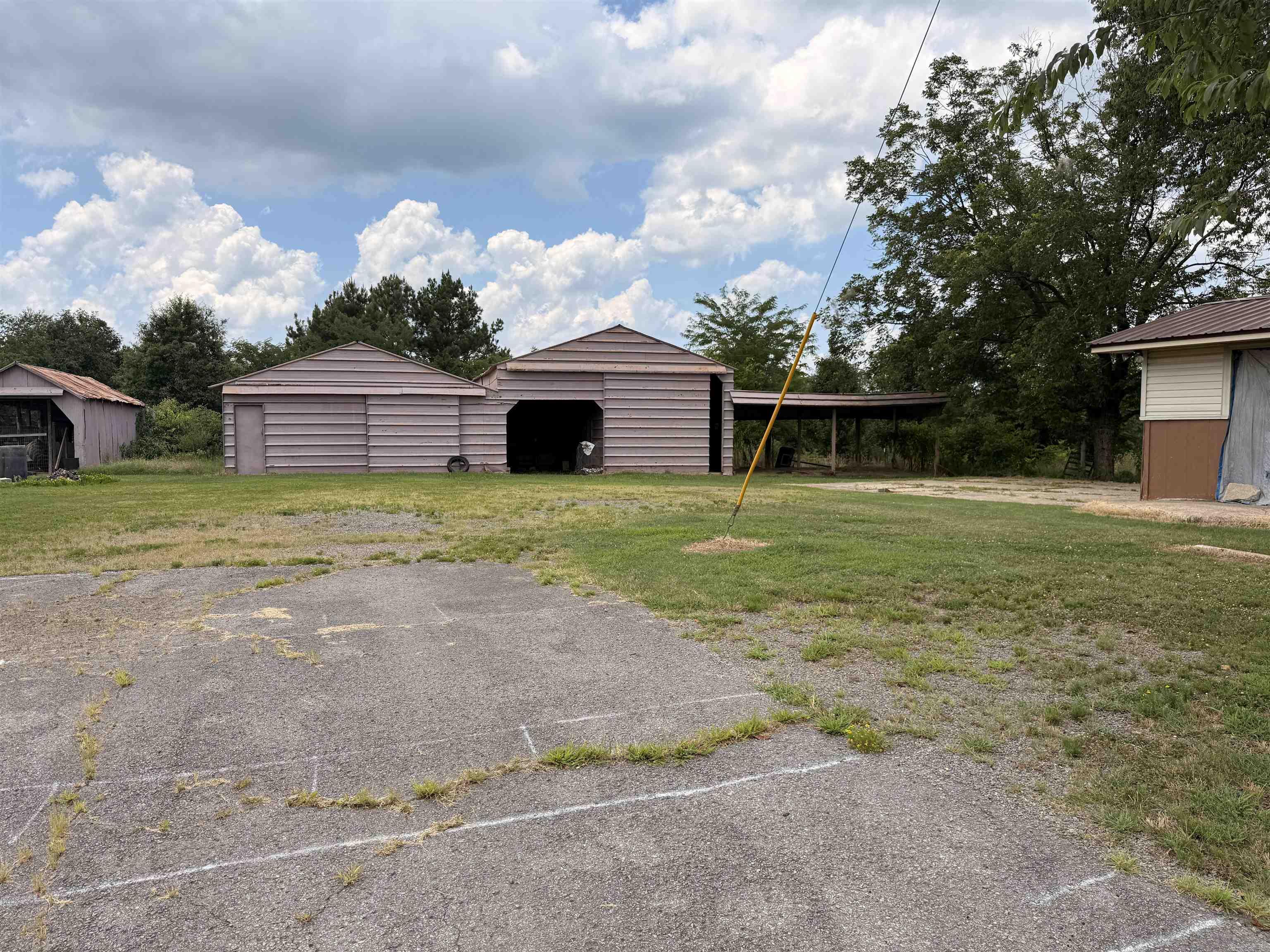 5329 Highway 9  Center Ridge, AR