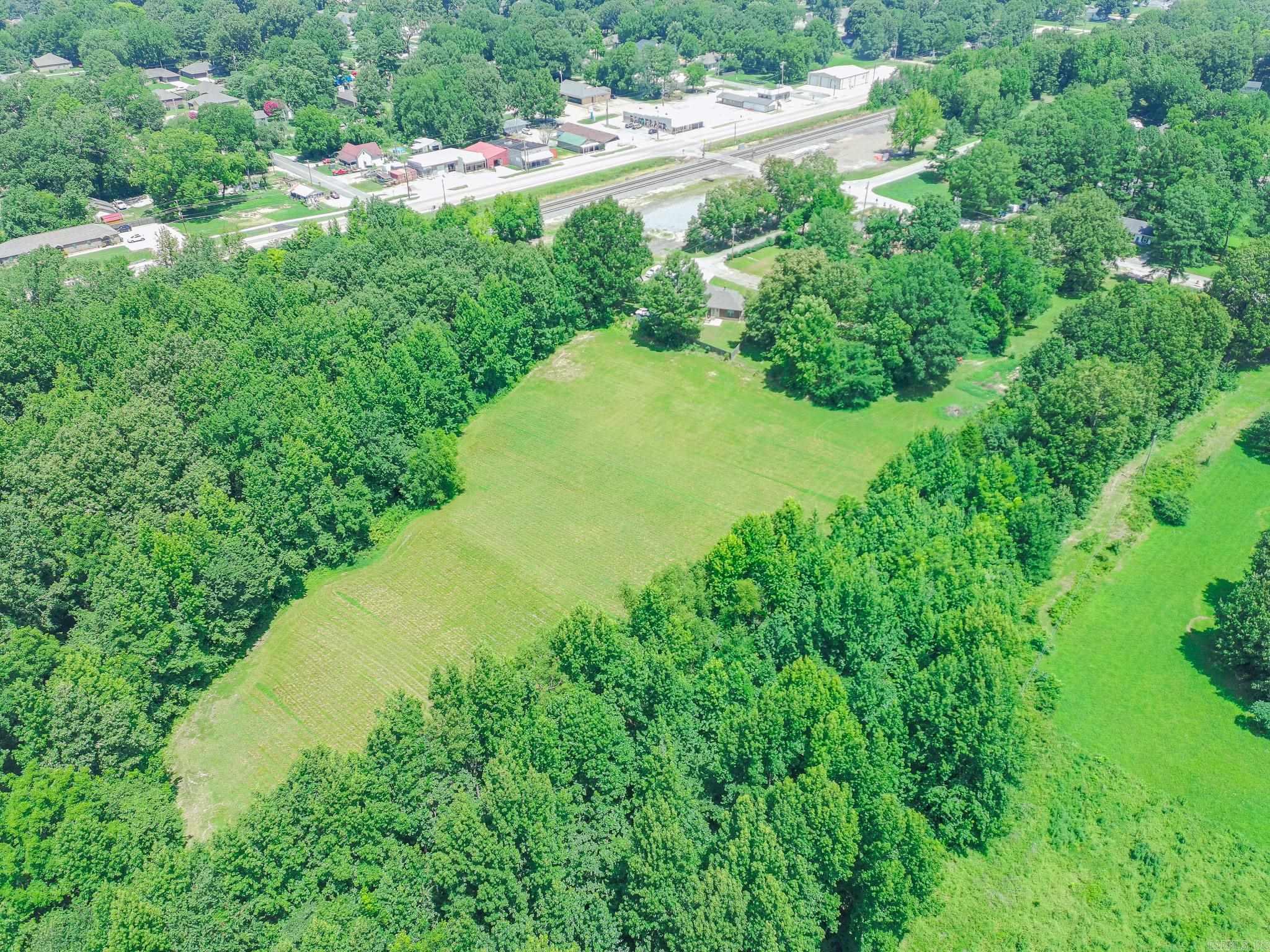 106 E Hinkley  Brookland, AR