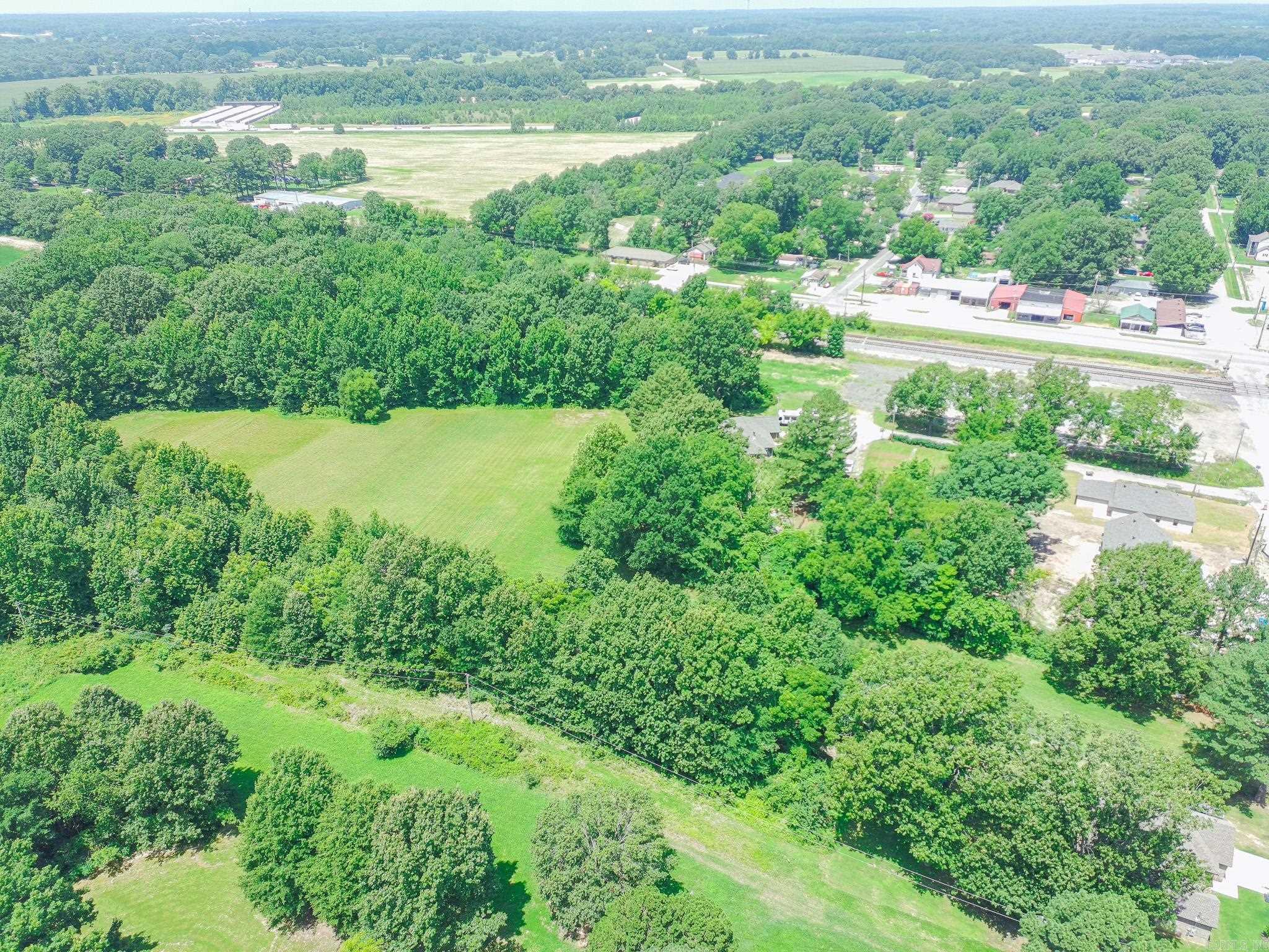 106 E Hinkley  Brookland, AR
