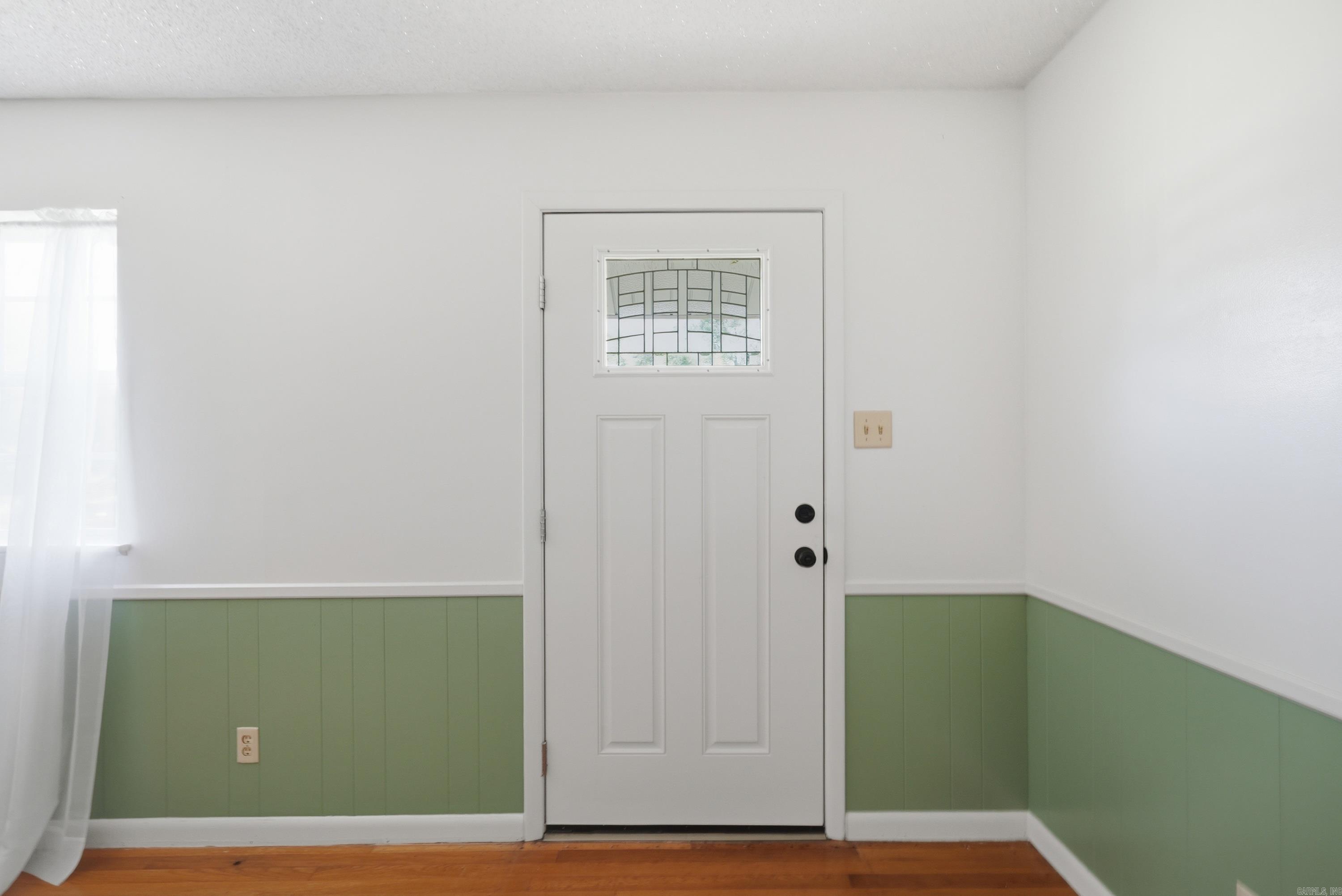 2854 Lakeside  Benton, AR