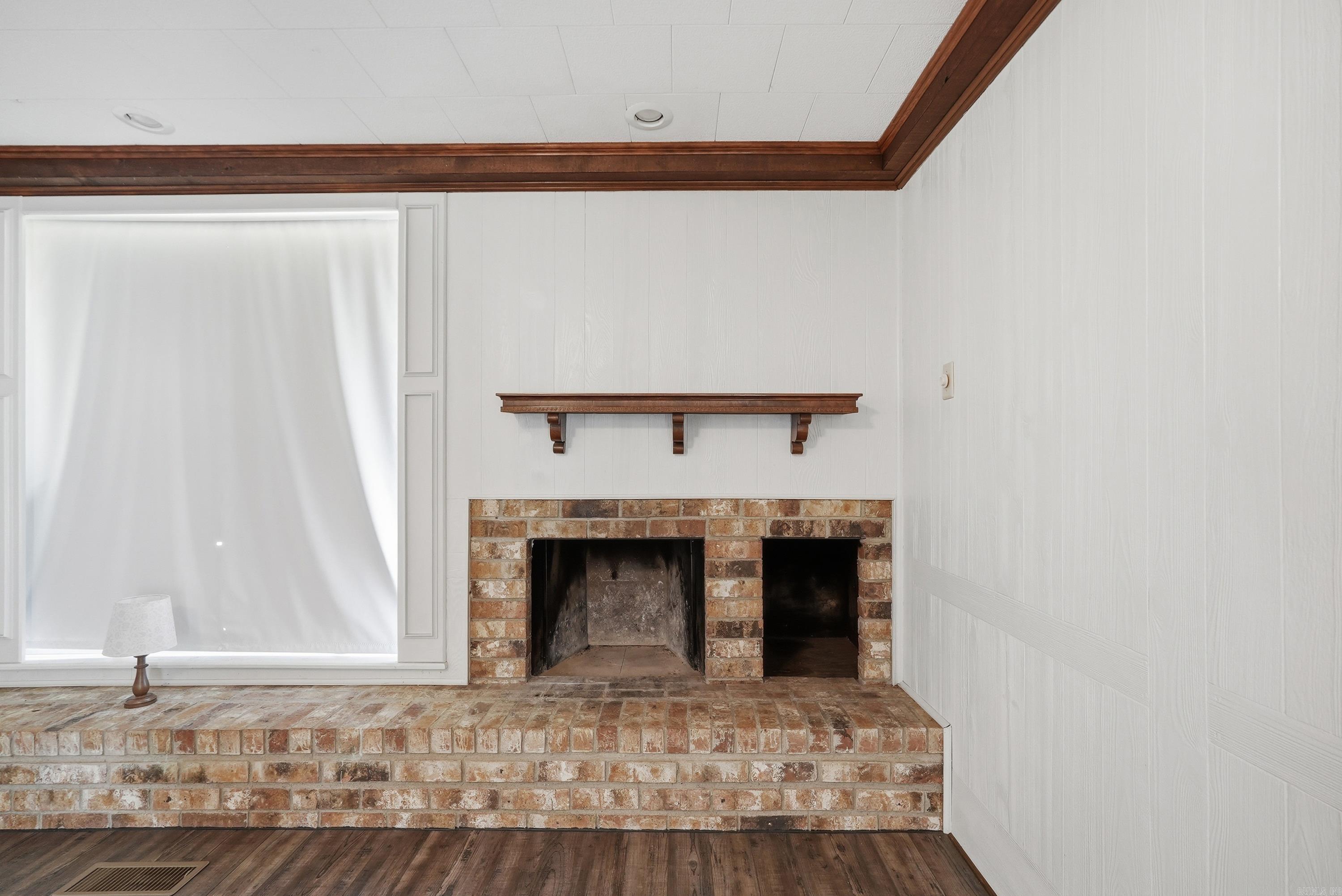 2854 Lakeside  Benton, AR
