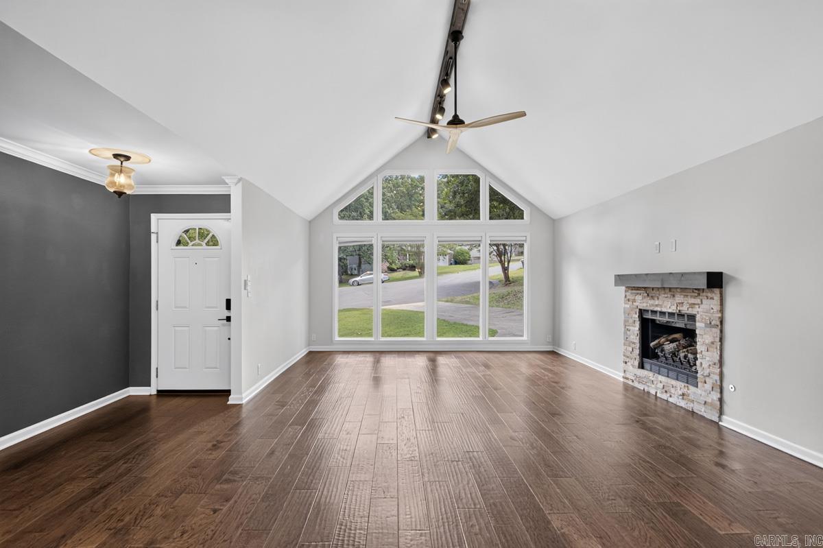 16 Marble Ct  Little Rock, AR
