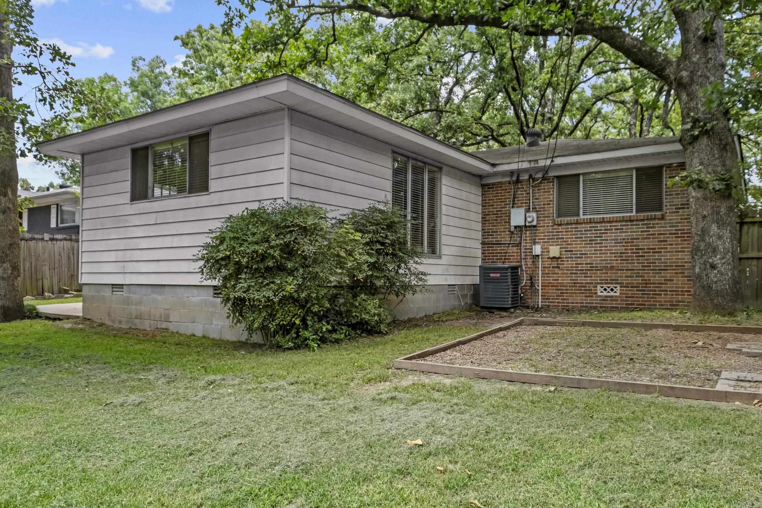 1514 Crestwood  North Little Rock, AR