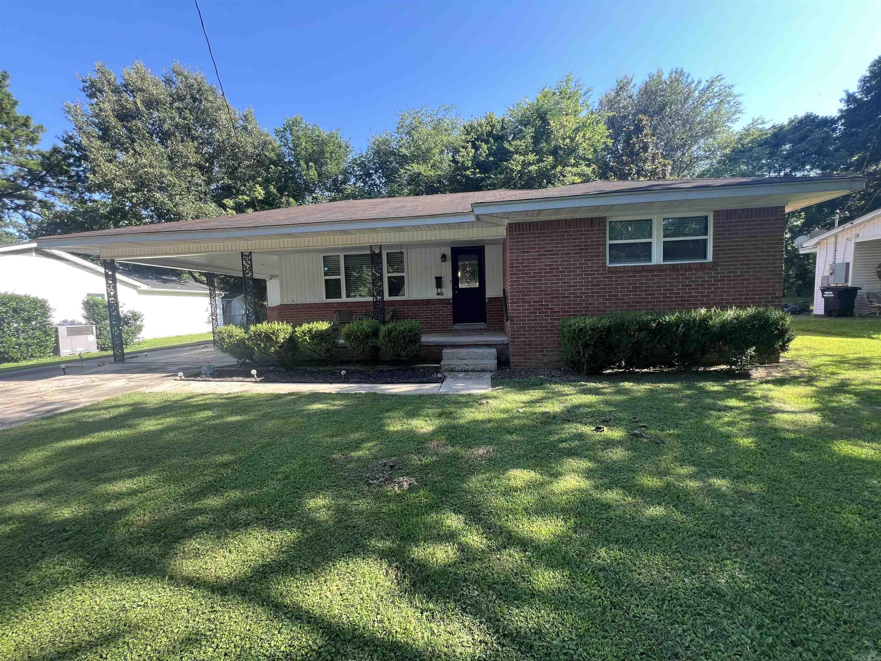 720 Frisco  Piggott, AR
