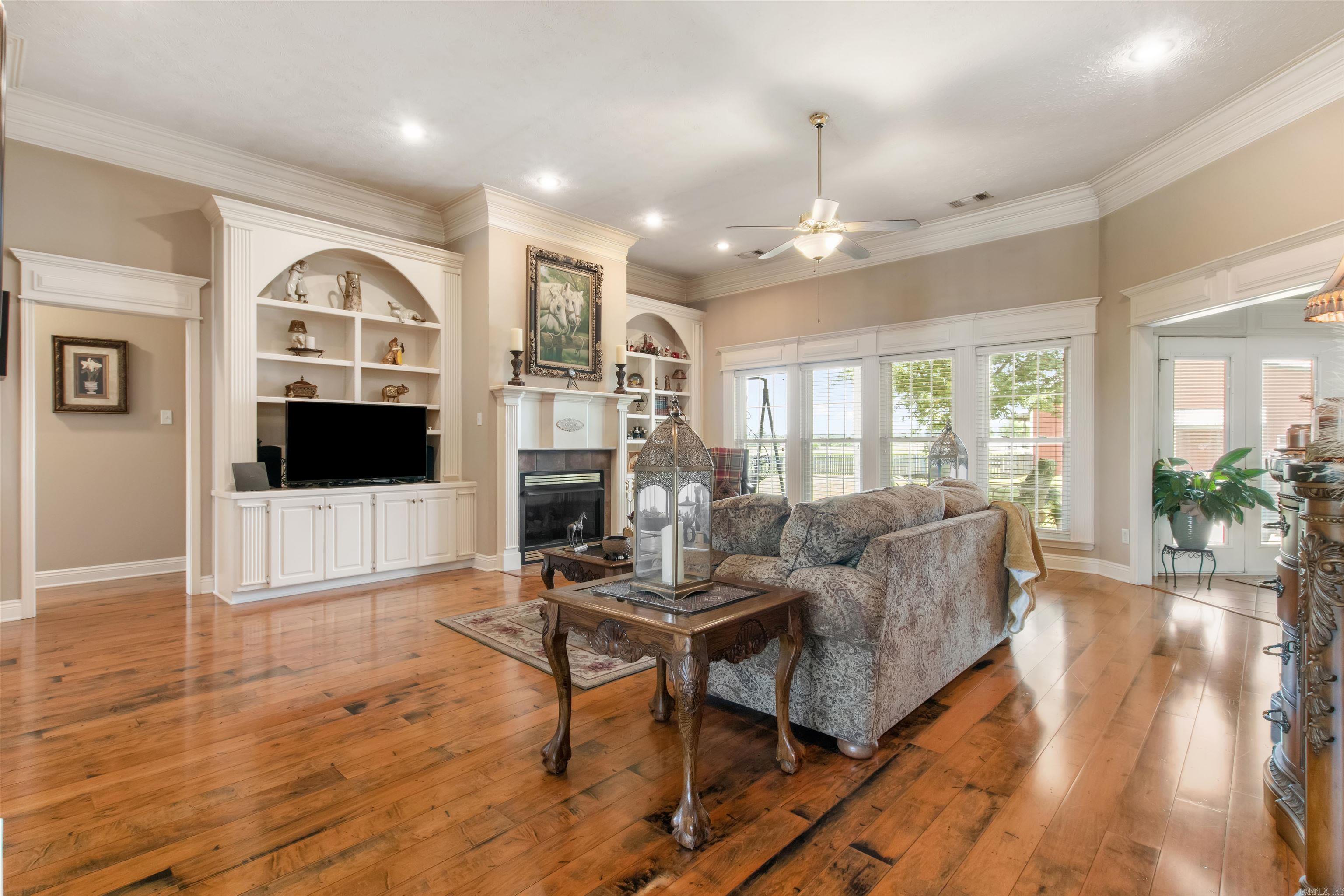 7 Pimlico  Scott, AR