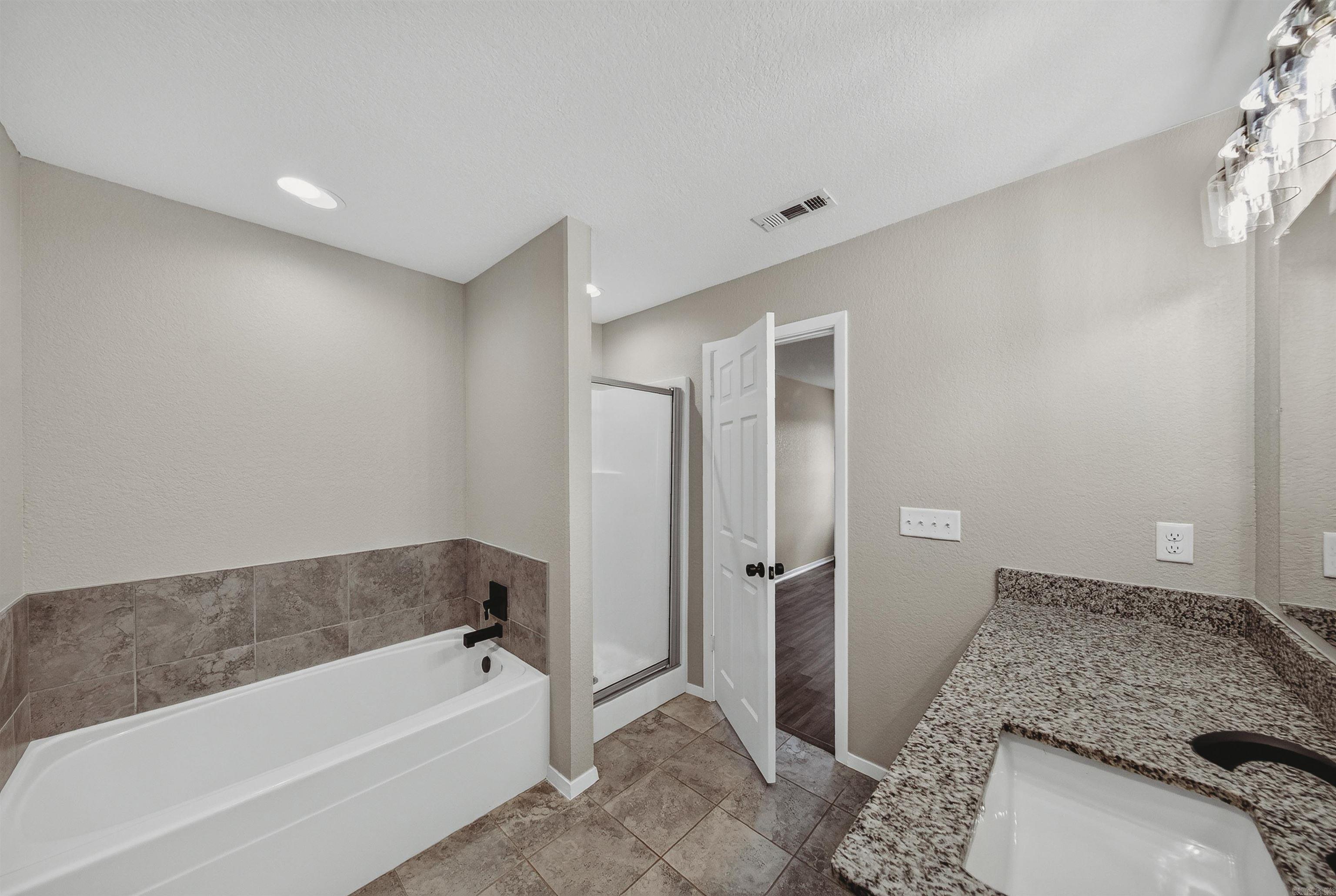1671 Scotland  Center, AR