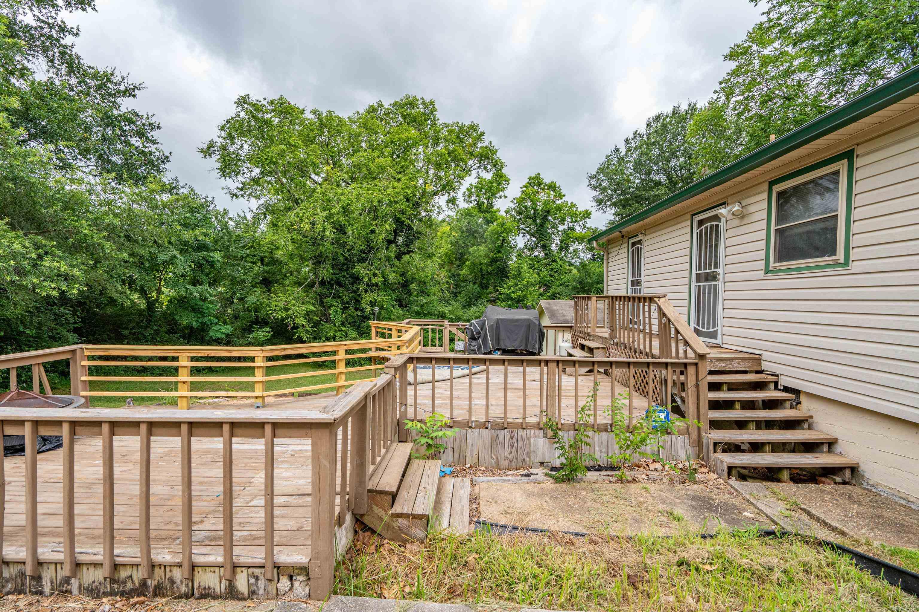 1701 St Louis  Hot Springs, AR