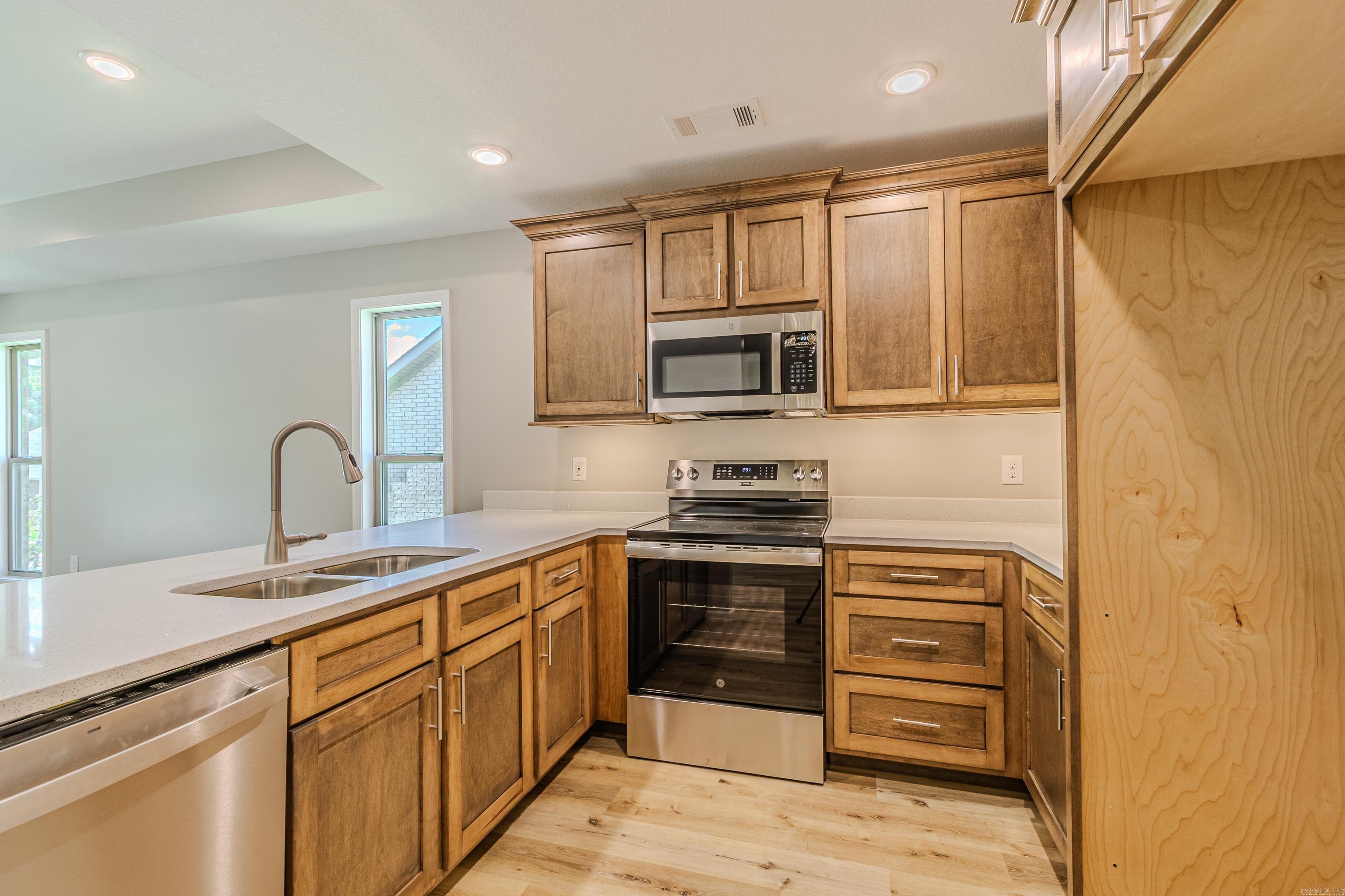 617 N 4 ST  Paragould, AR