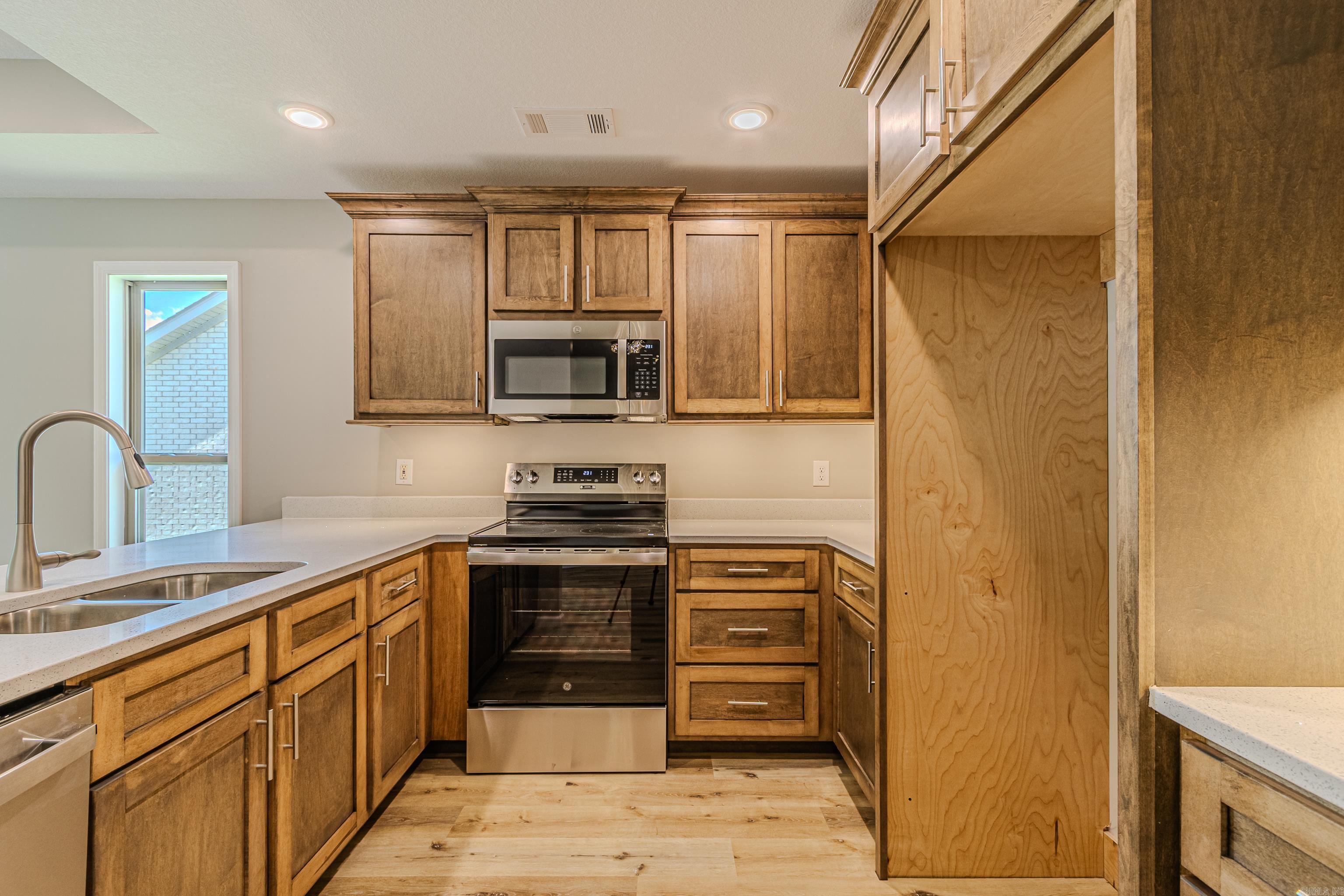 617 N 4 ST  Paragould, AR