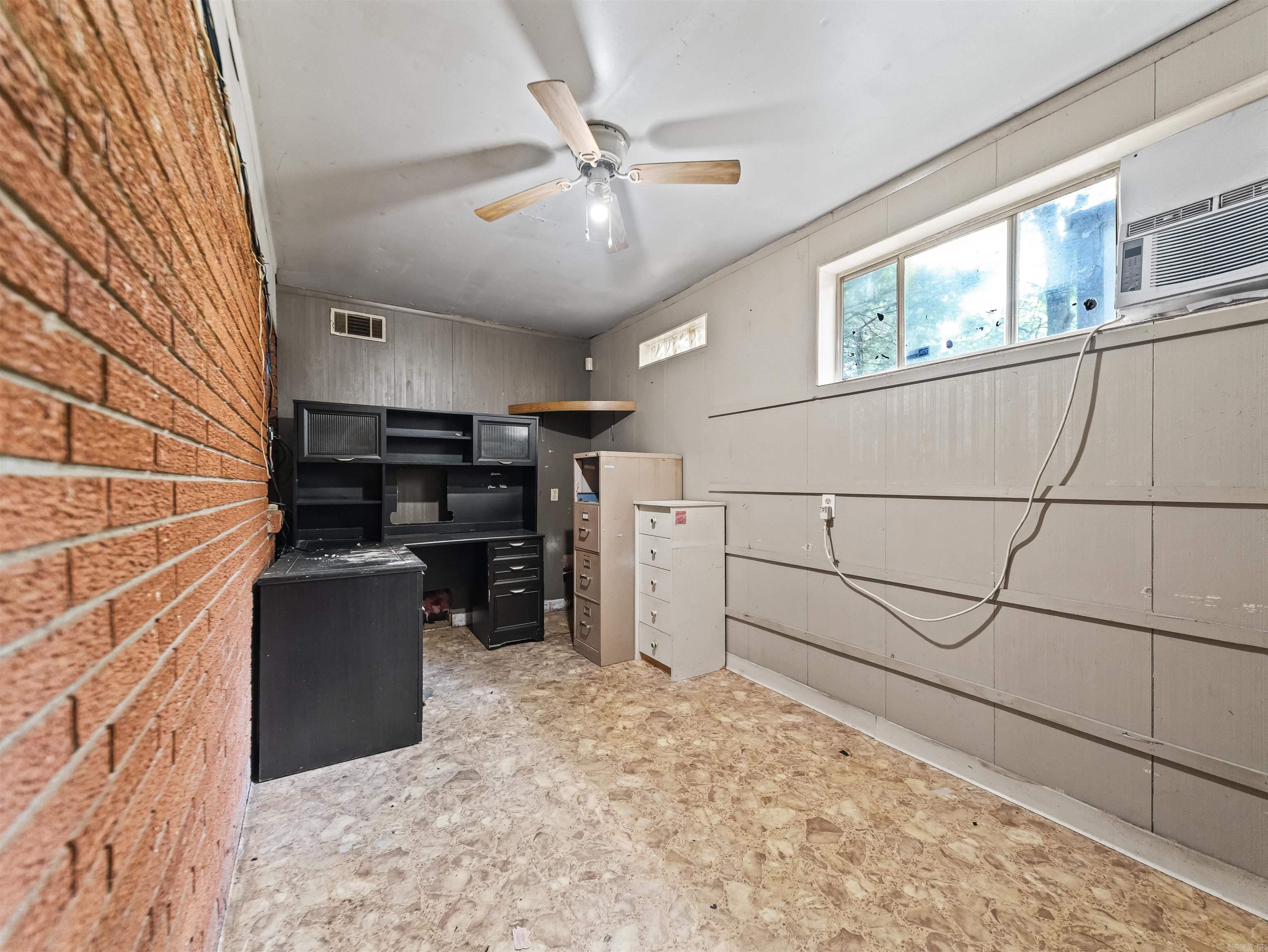 4977 Albert Pike  Hot Springs, AR