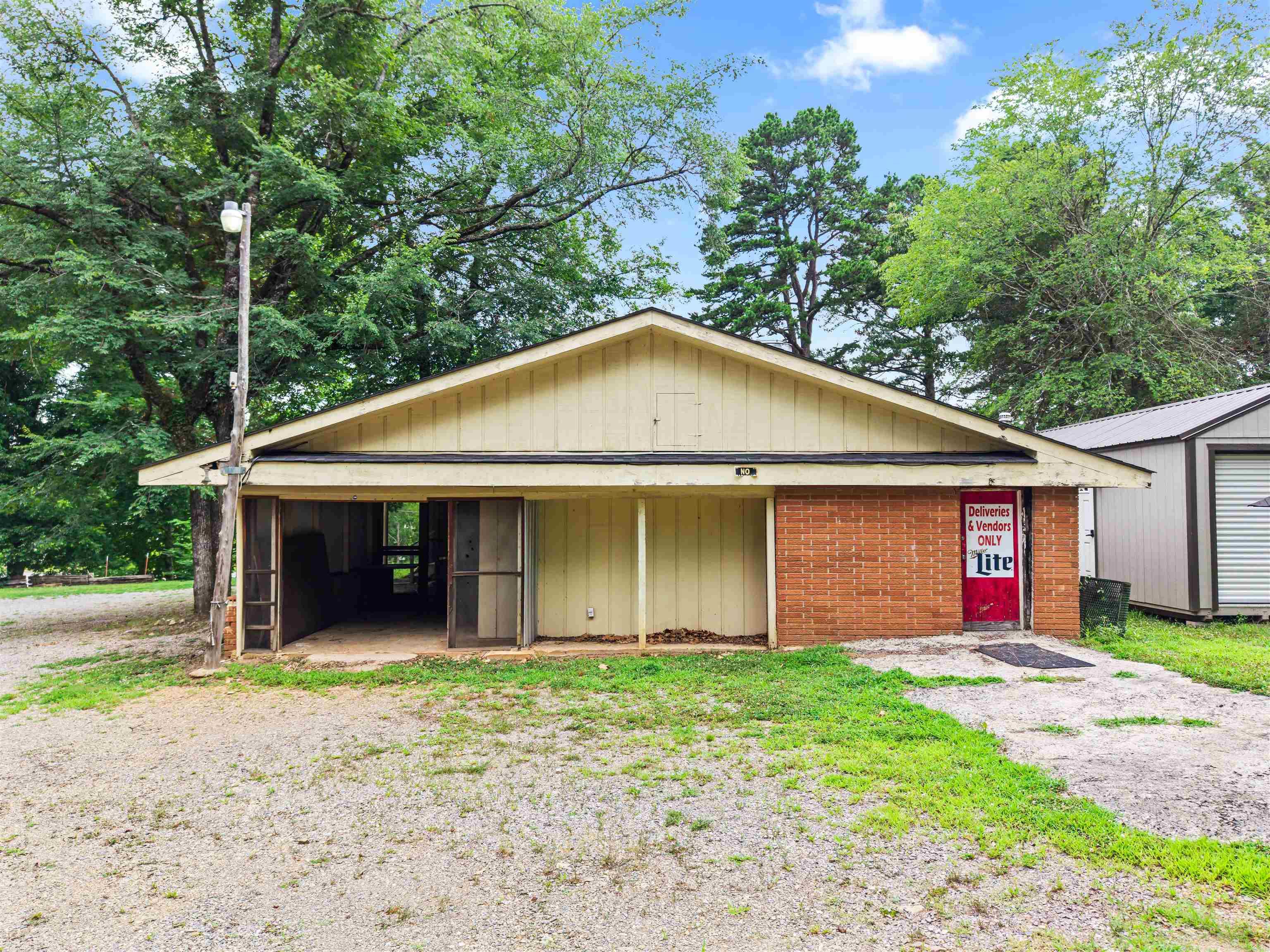 4977 Albert Pike  Hot Springs, AR