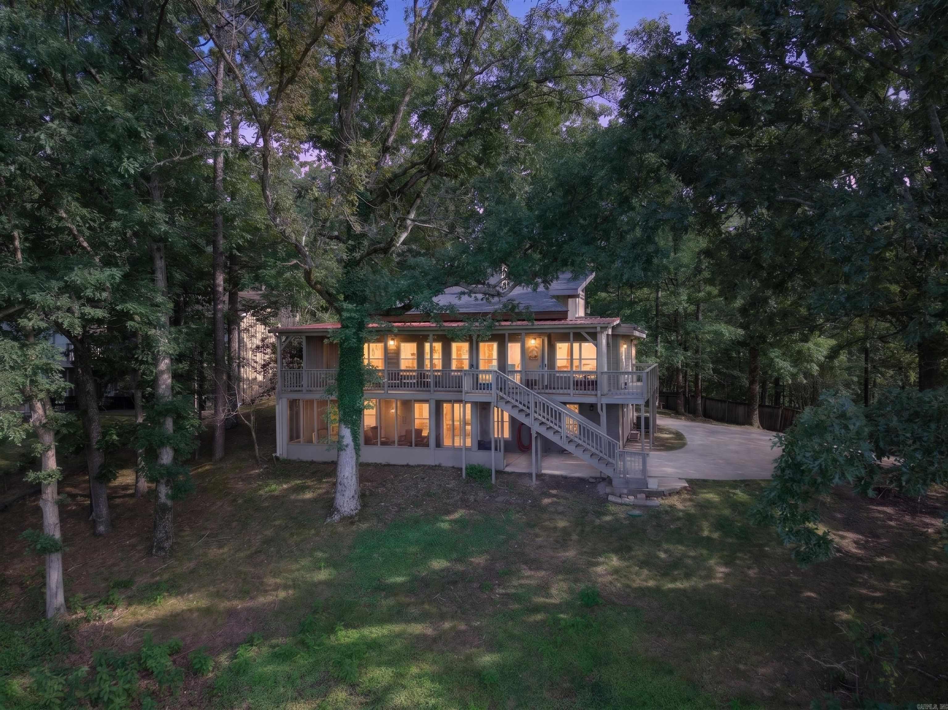 112 Honolulu  Hot Springs, AR
