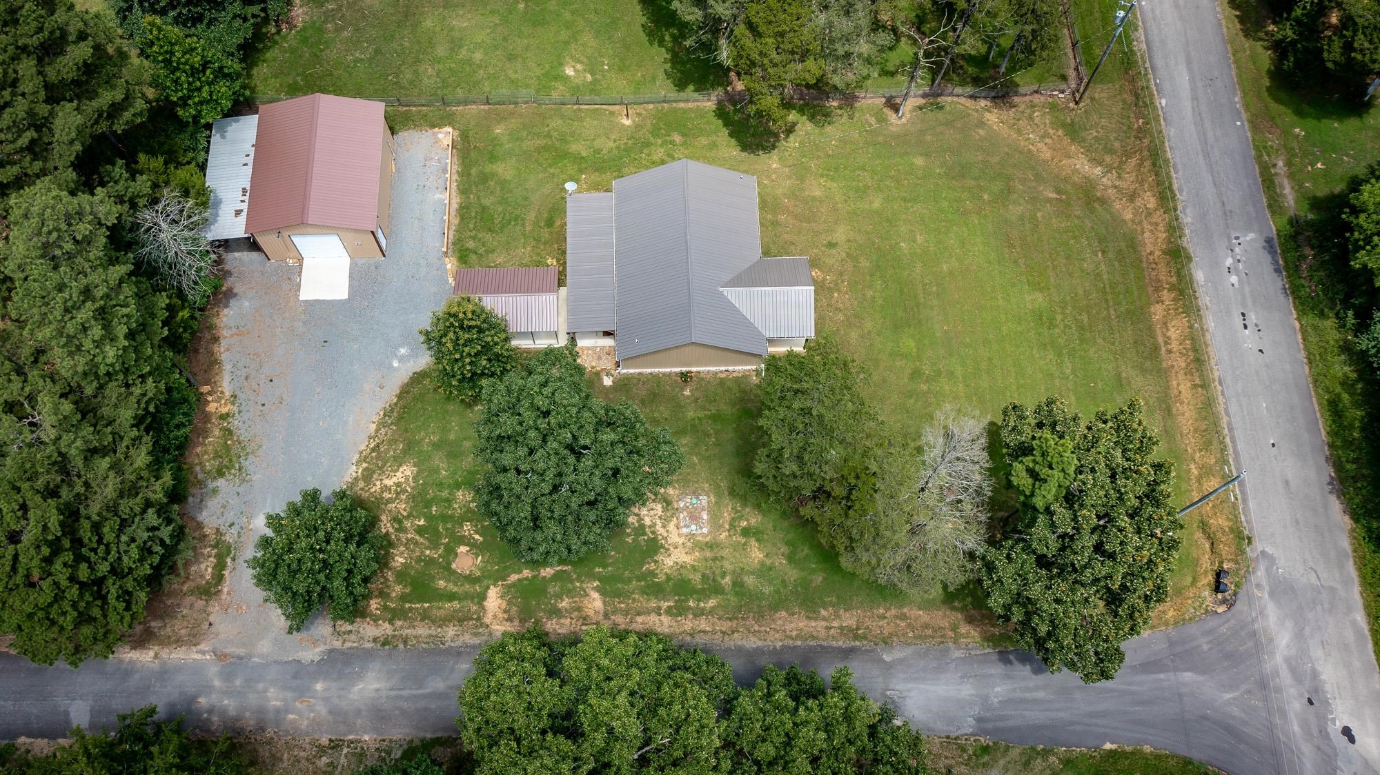 95 Concho Road  Greers Ferry, AR
