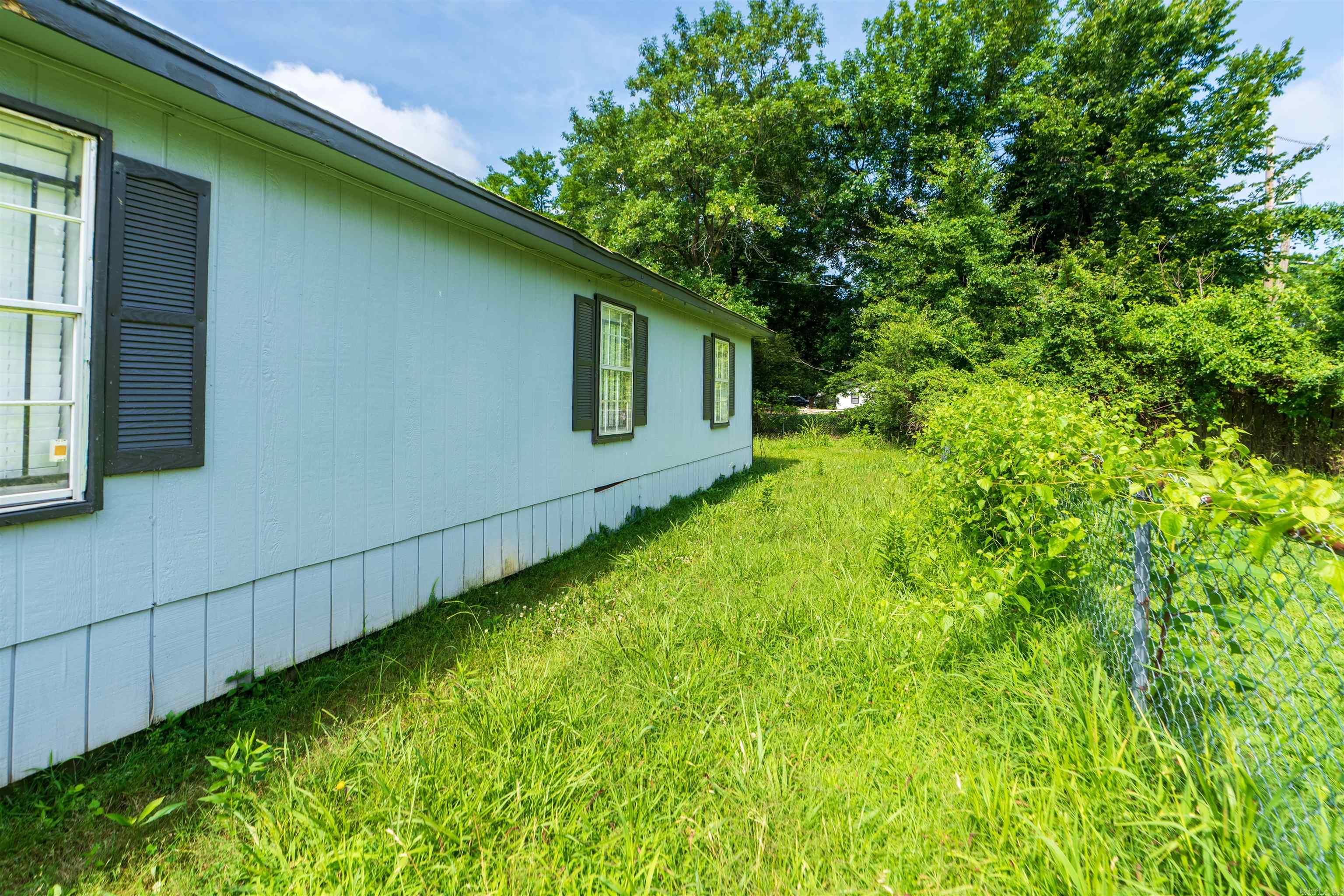 1237 Short  Blytheville, AR