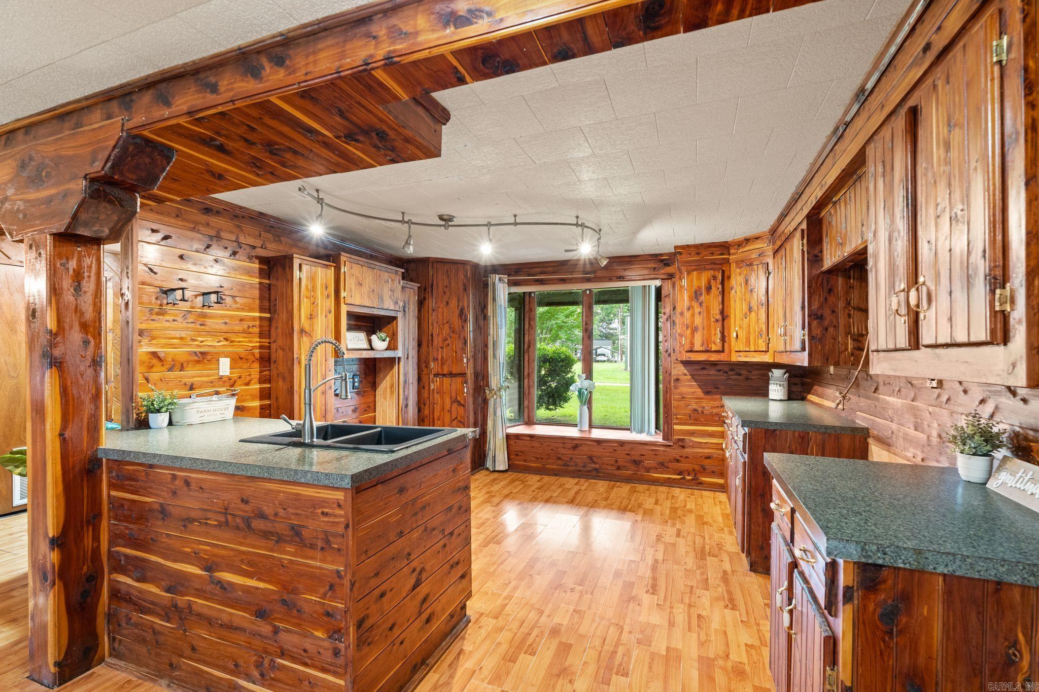5809 Cotton Gin  Ozark, AR