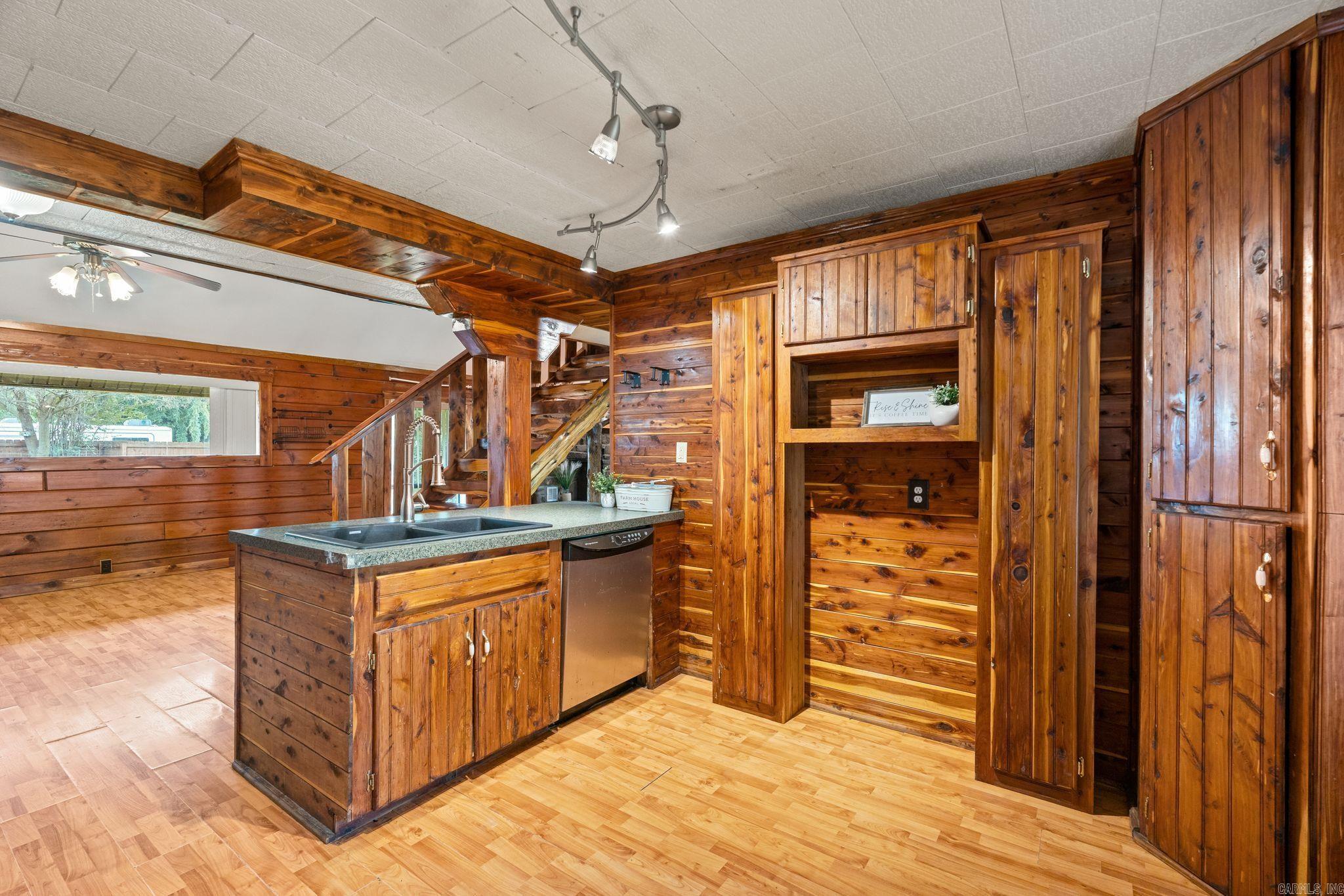 5809 Cotton Gin  Ozark, AR