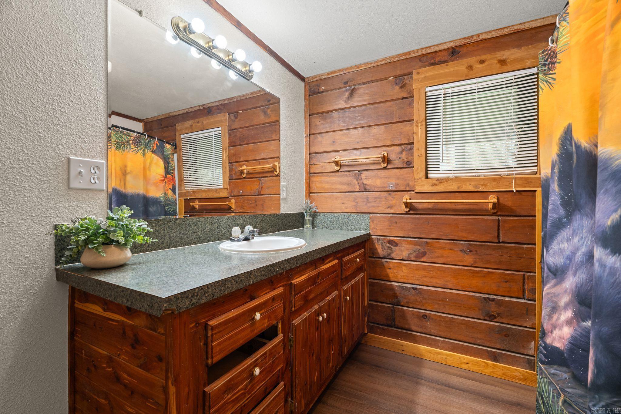5809 Cotton Gin  Ozark, AR