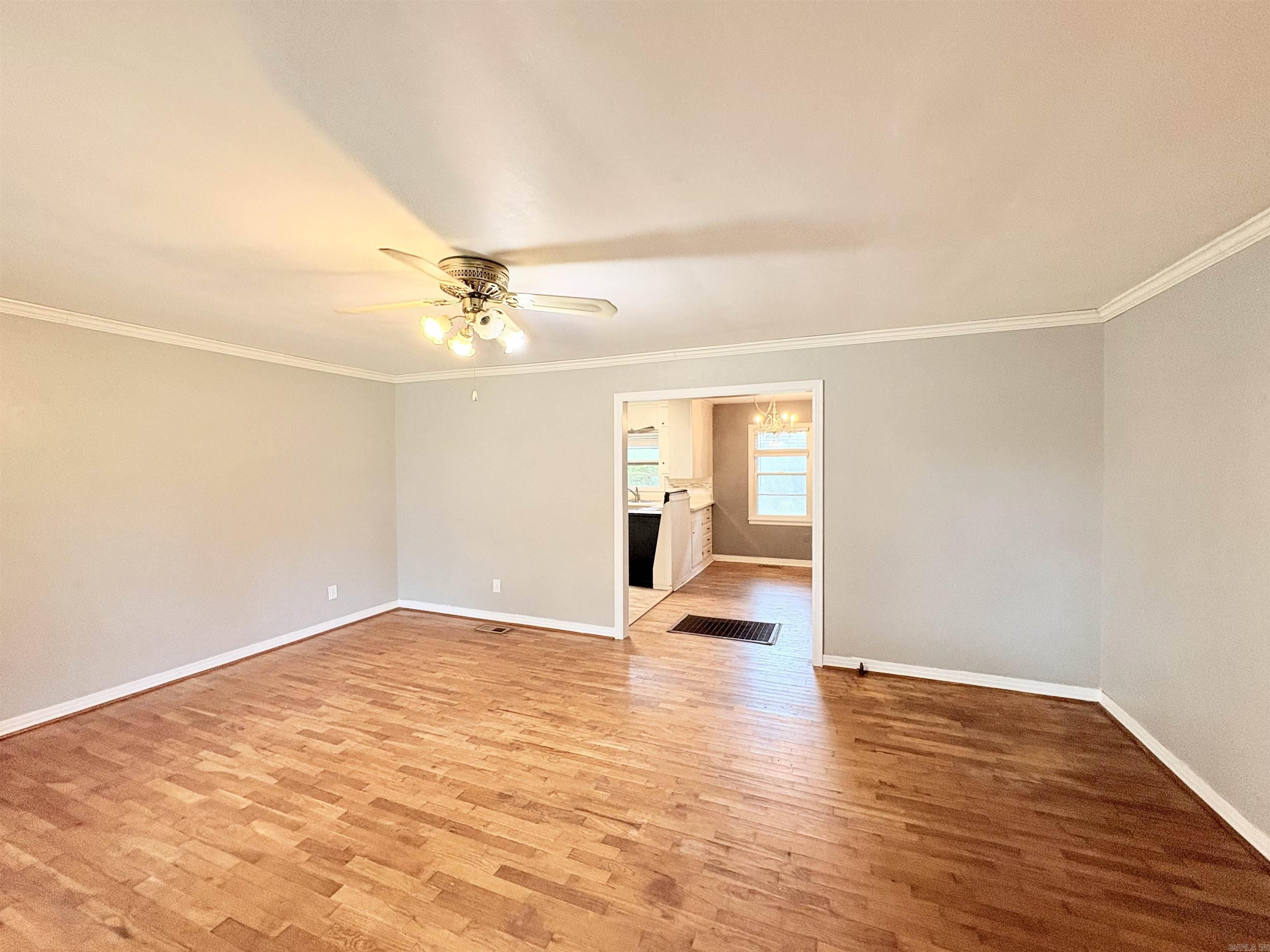 804 N Oak  Searcy, AR