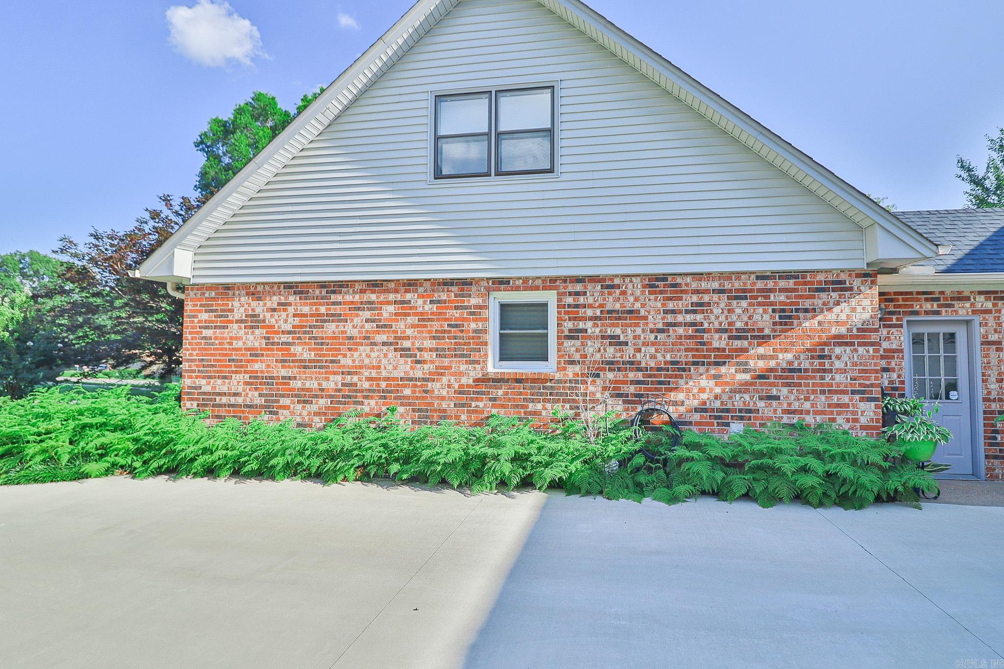1509 Hillcrest Drive Jonesboro, AR 72401