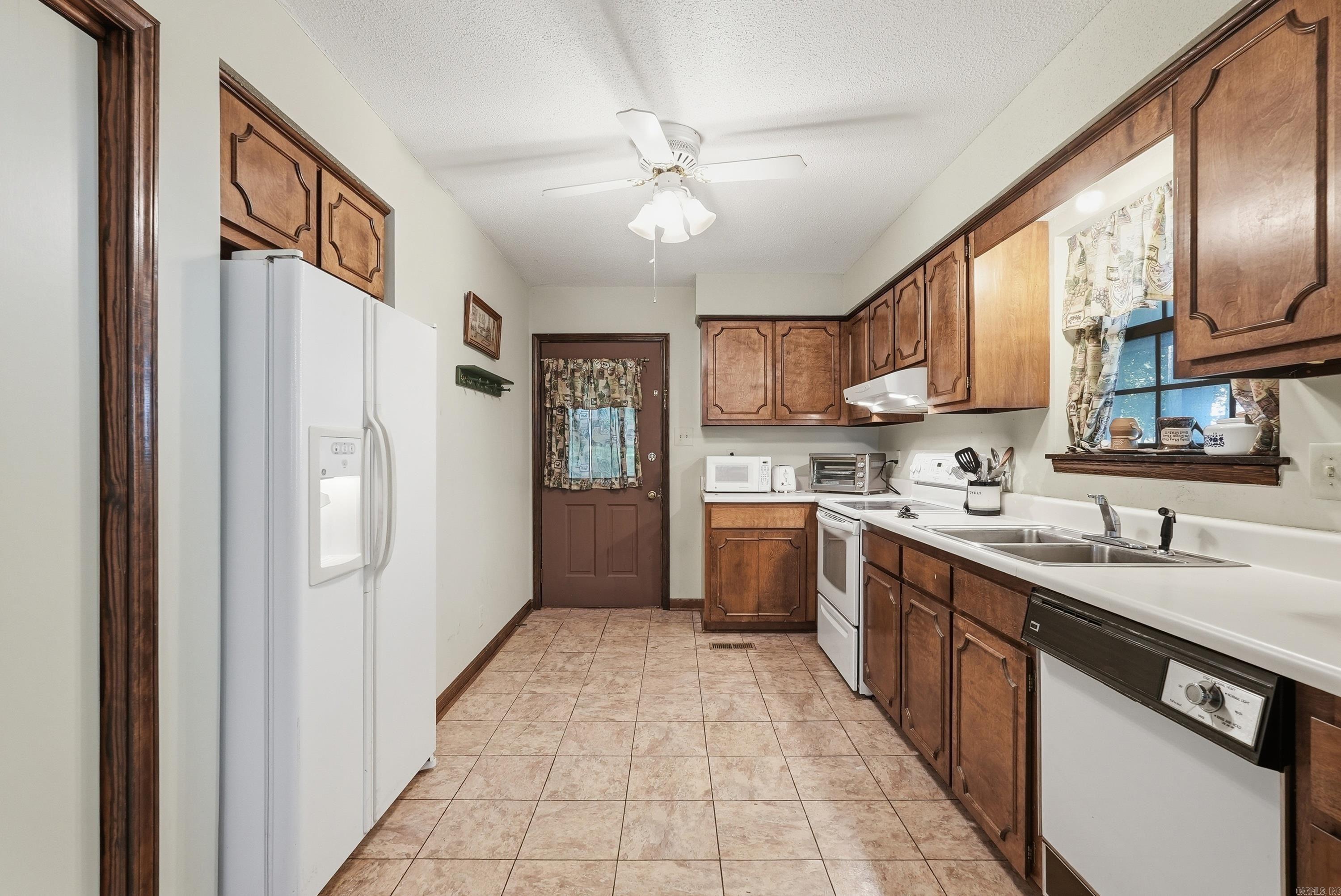 210 Snead  Fairfield Bay, AR
