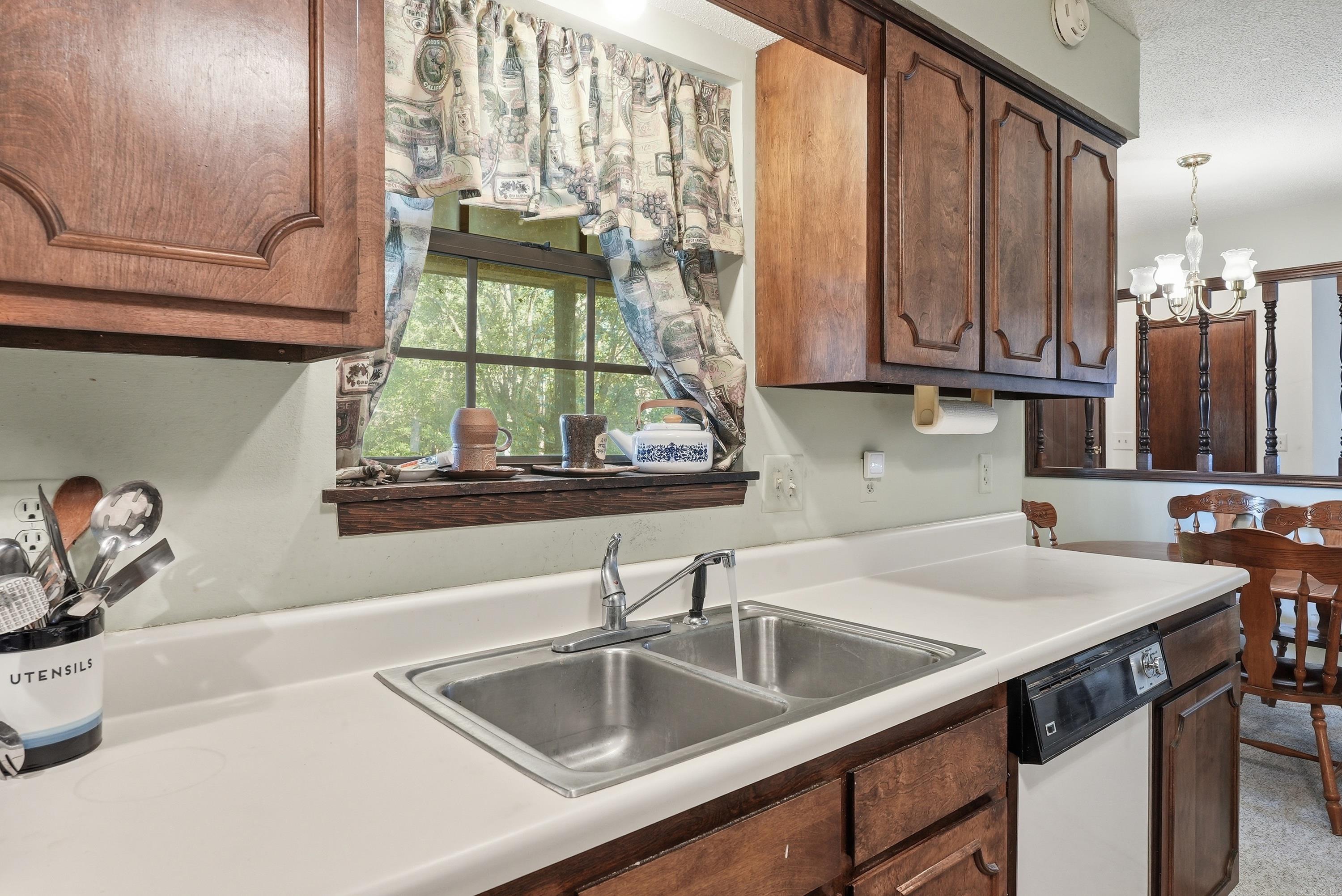 210 Snead  Fairfield Bay, AR