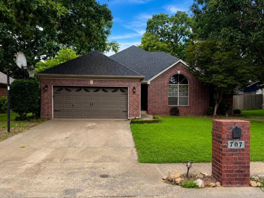 707 Indian Bay Dr  Sherwood, AR