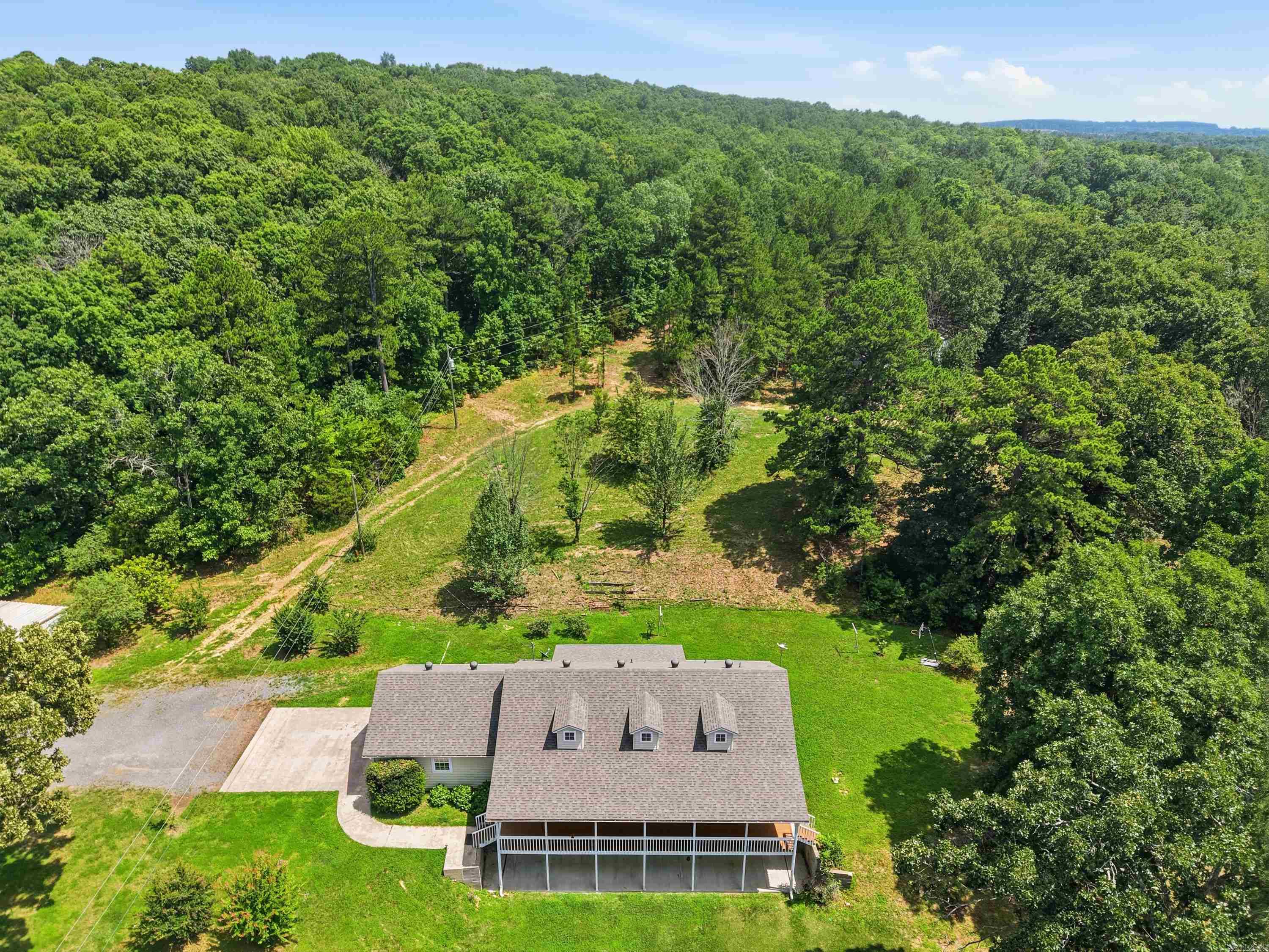 4878 Hwy 16 East  Clinton, AR
