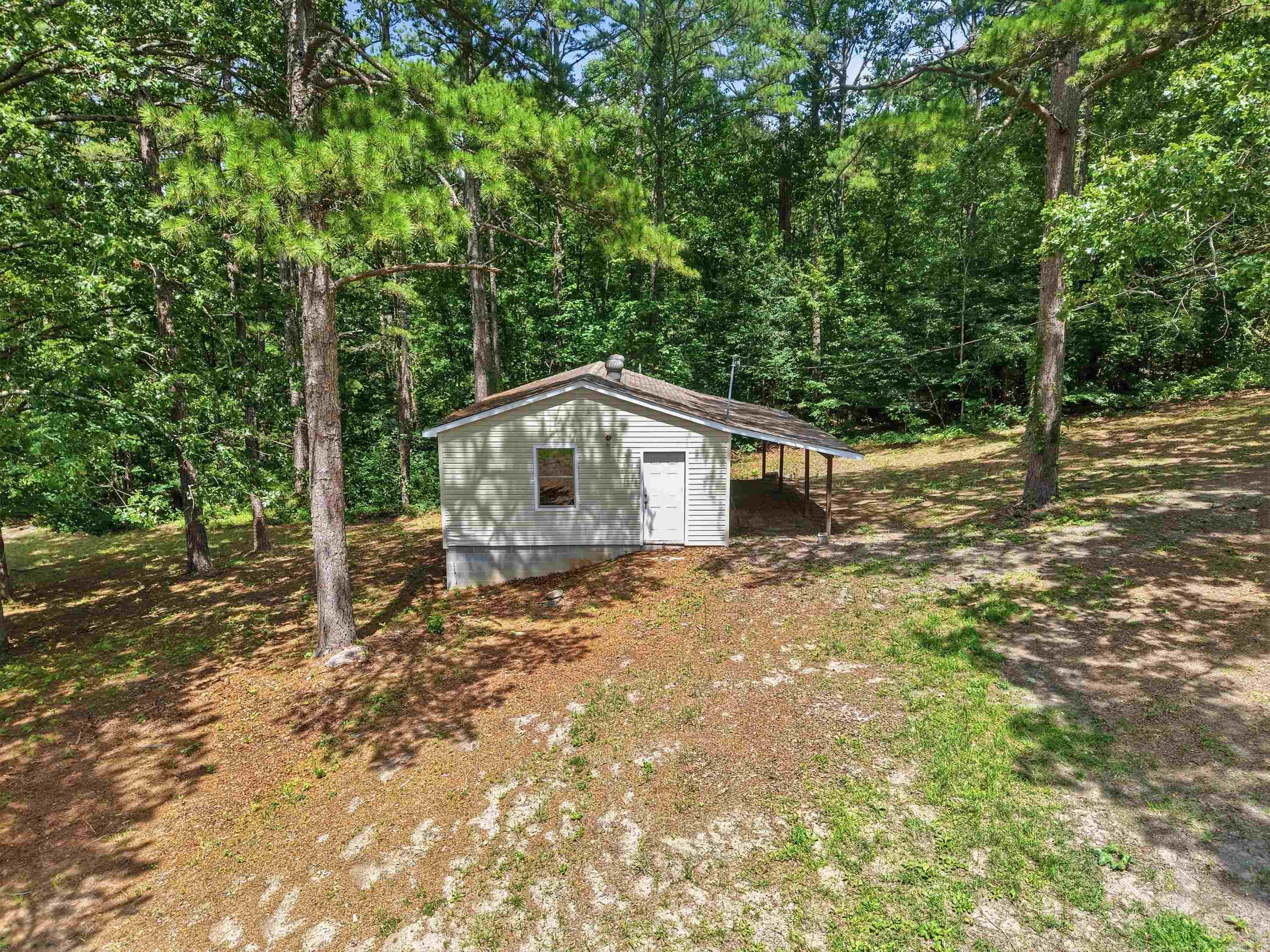 4878 Hwy 16 East  Clinton, AR