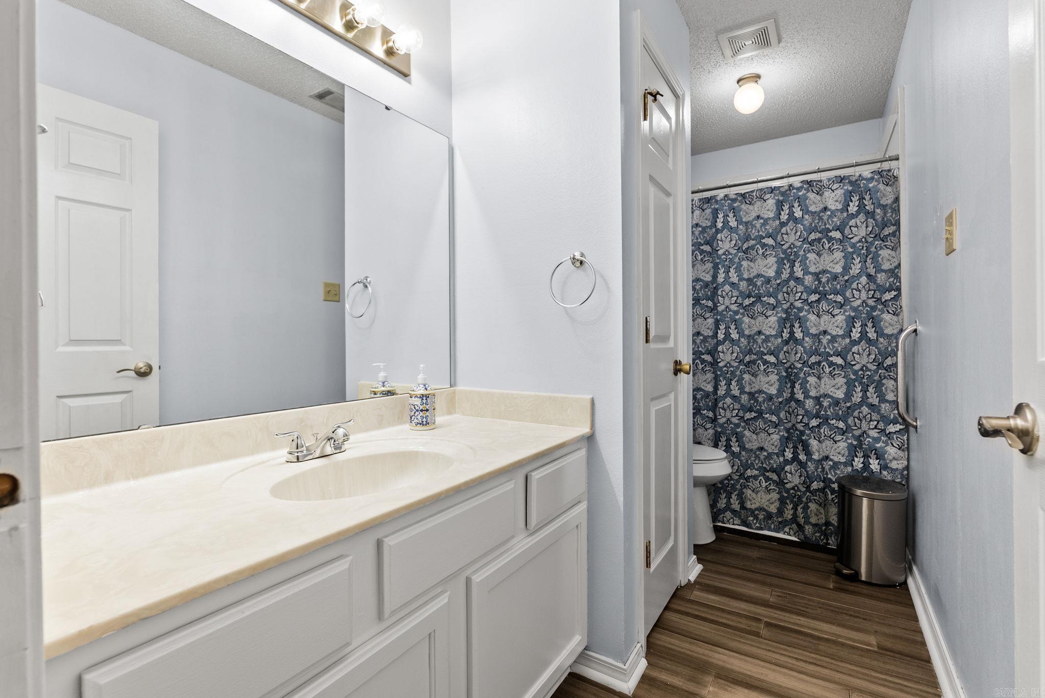 40 Meadow Ridge  Maumelle, AR