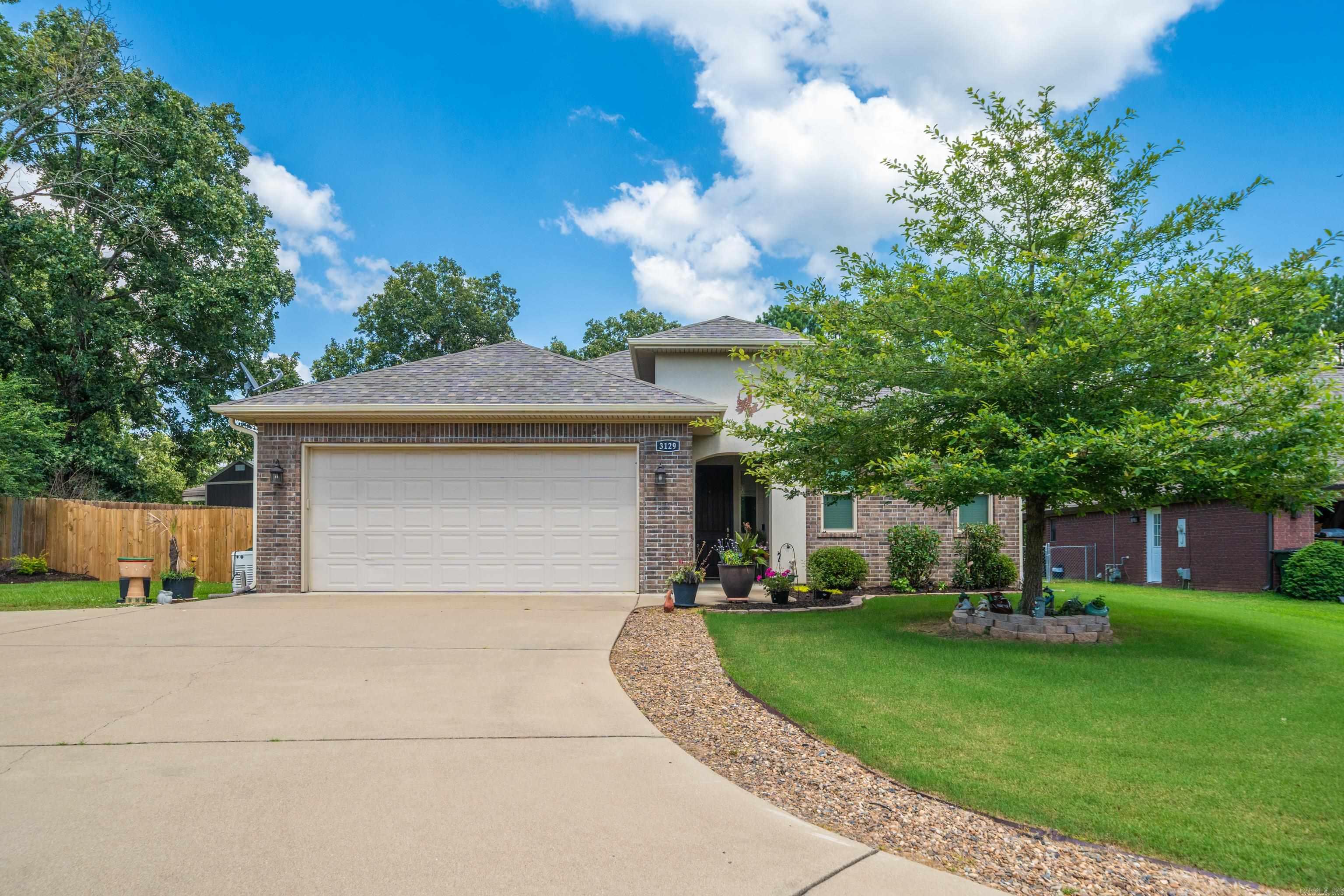 3129 Marion Anderson  Hot Springs, AR