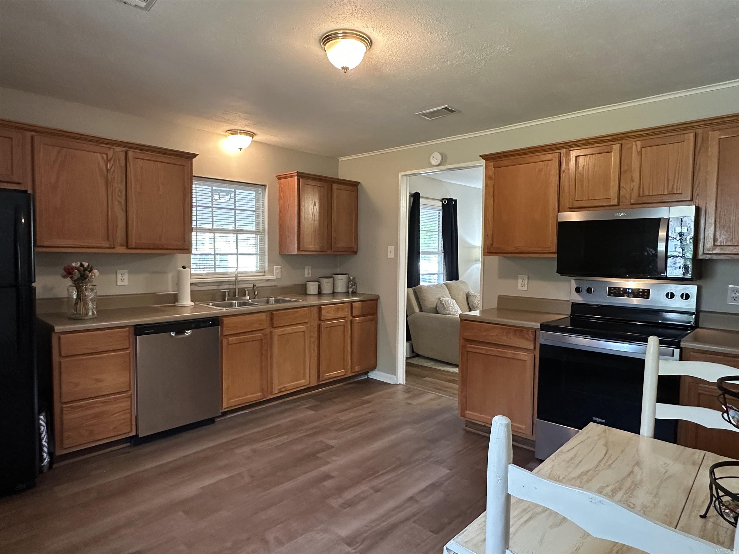 1001 Thelma  Benton, AR