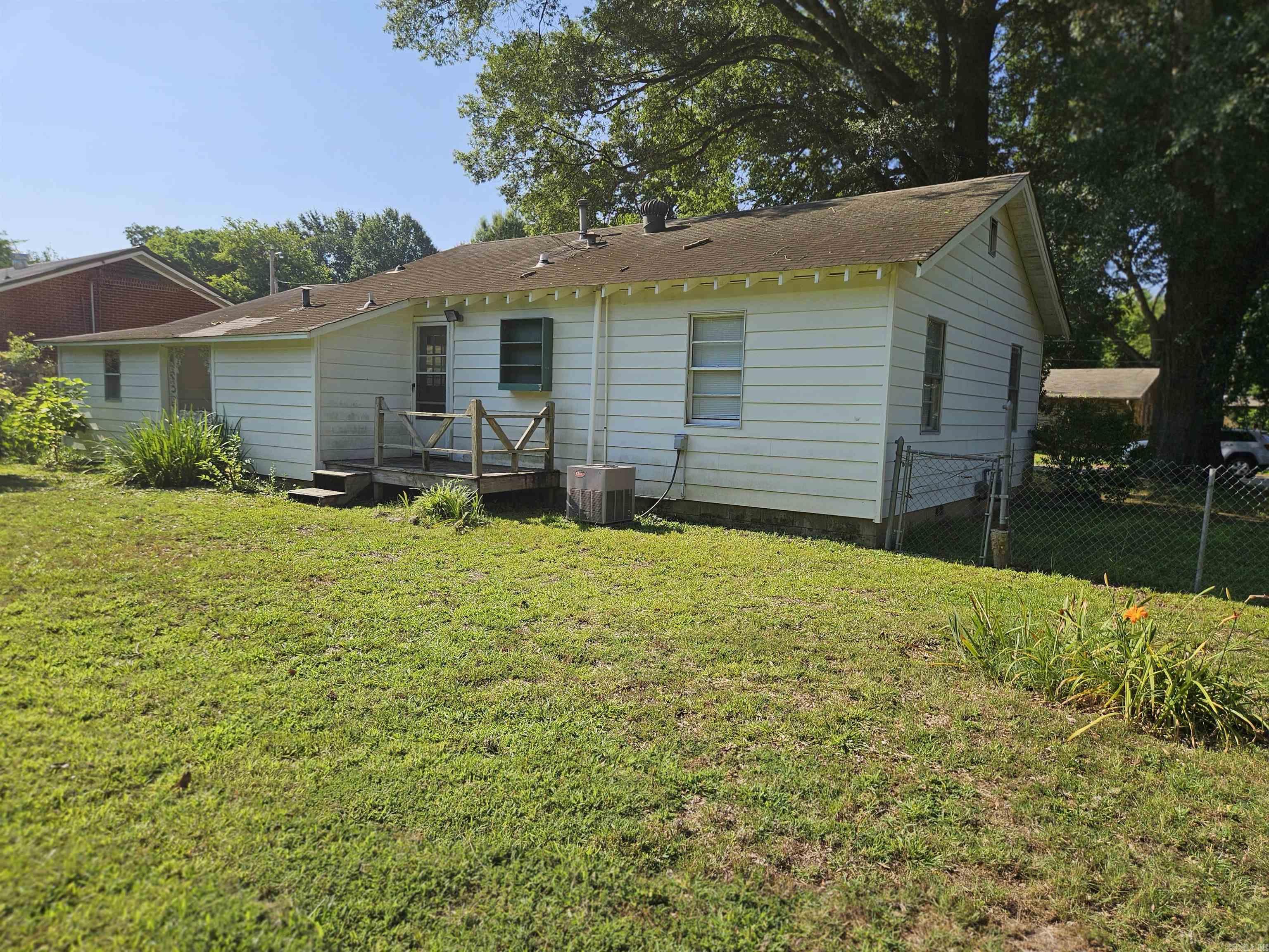 1001 Thelma  Benton, AR