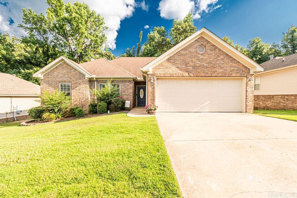2521 Springhill Village Dr  Bryant, AR