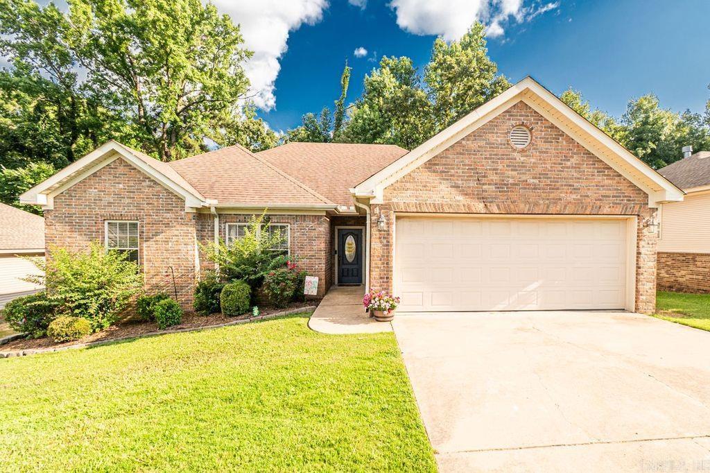 2521 Springhill Village Dr  Bryant, AR