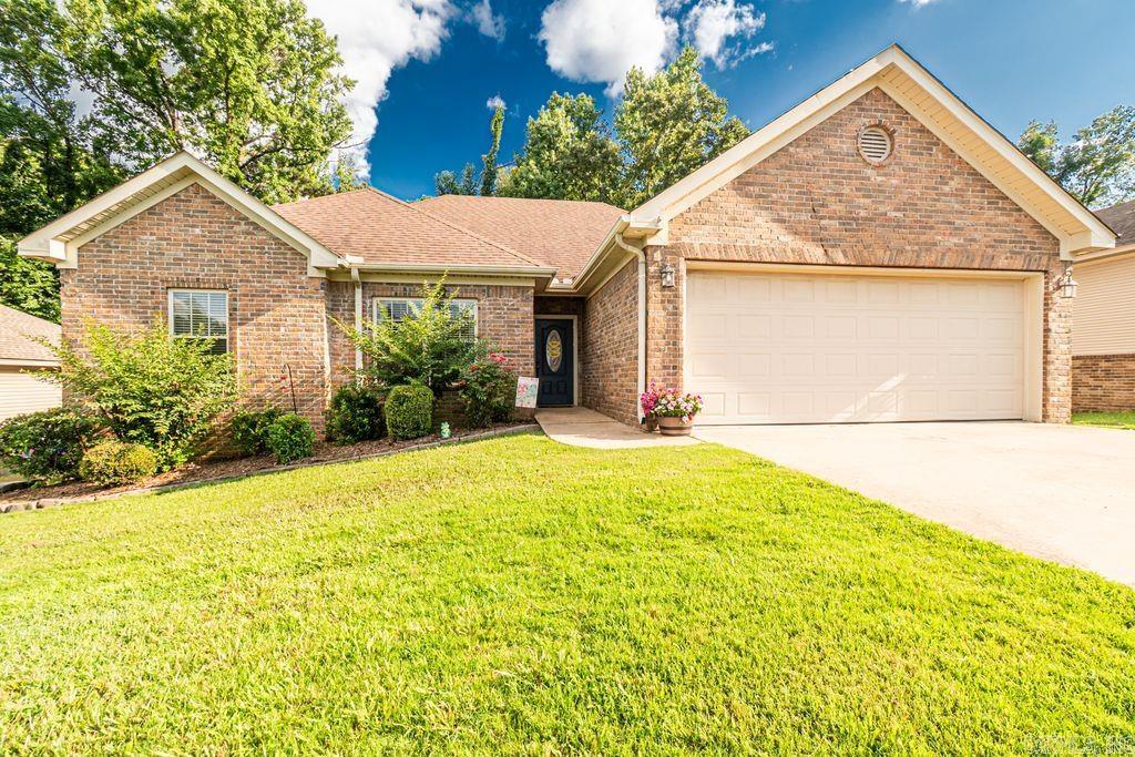 2521 Springhill Village Dr  Bryant, AR