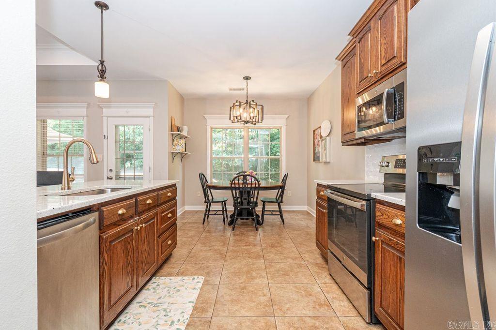 2521 Springhill Village Dr  Bryant, AR