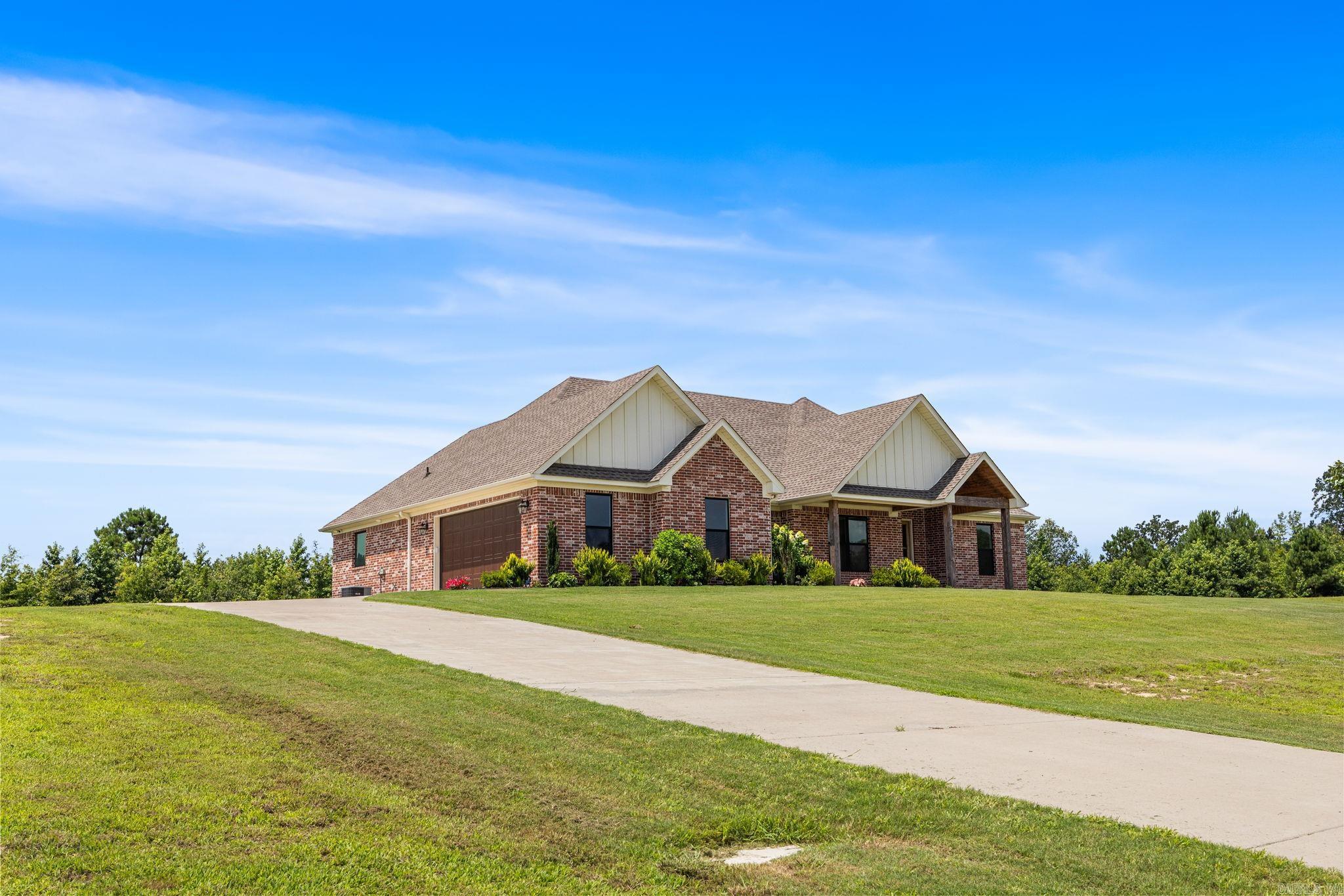 2065 Kaysen Ln  Hensley, AR
