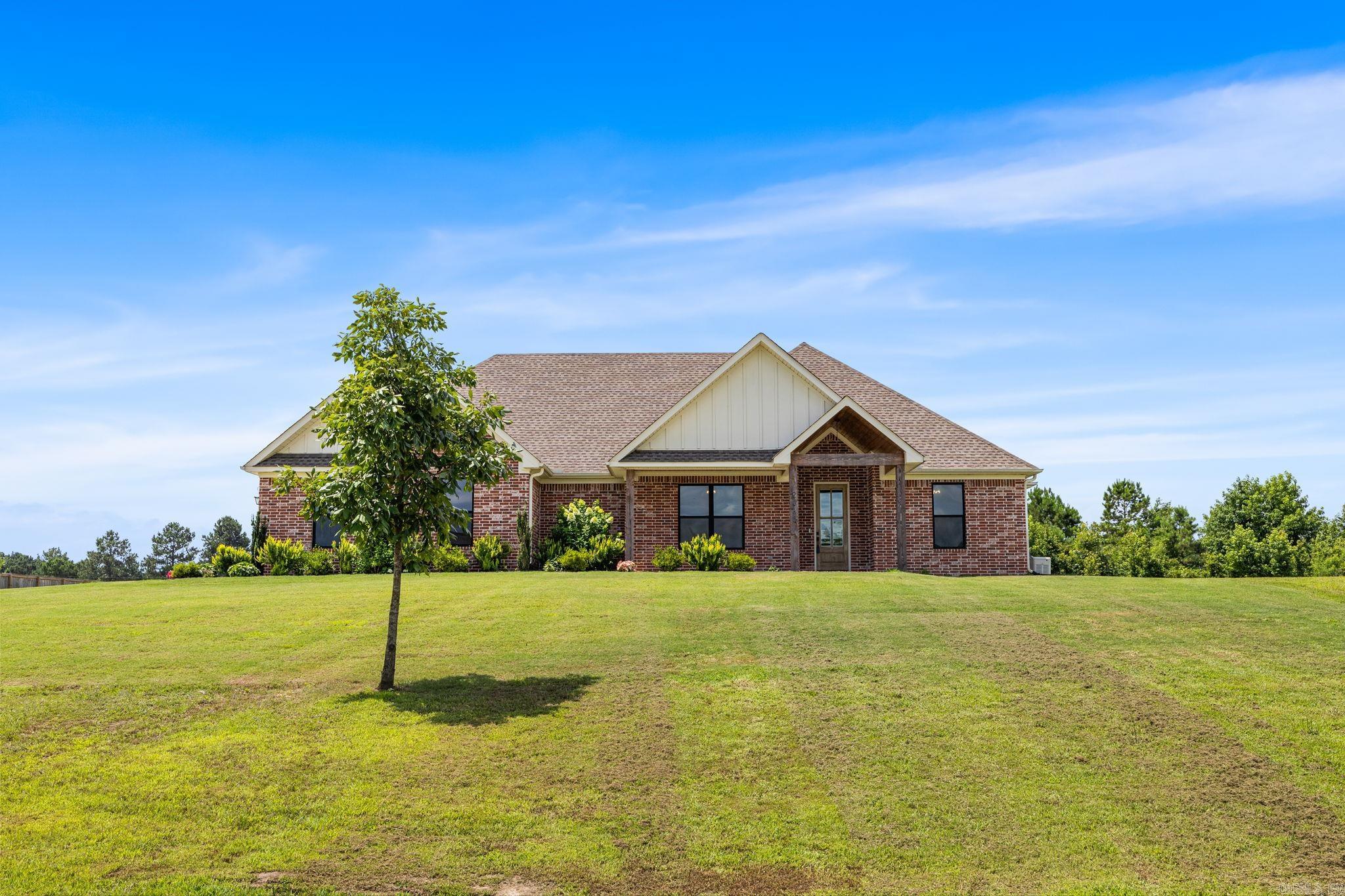 2065 Kaysen Ln  Hensley, AR