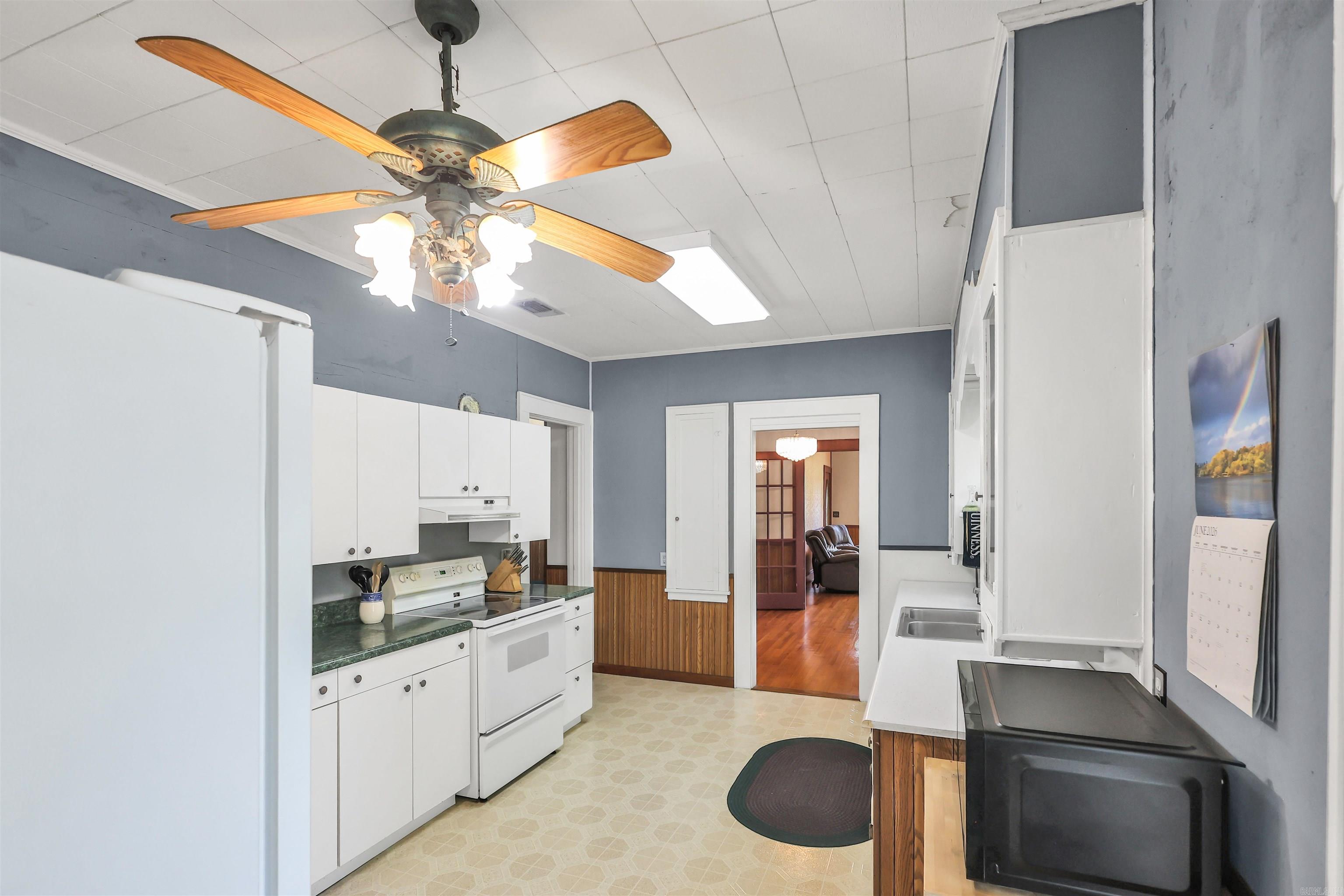 124 N Hill  Amity, AR