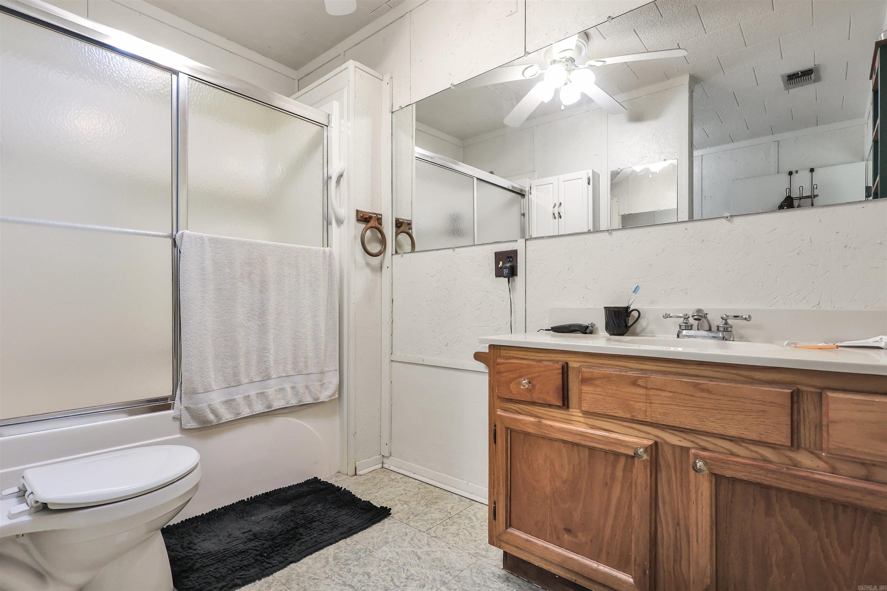124 N Hill  Amity, AR