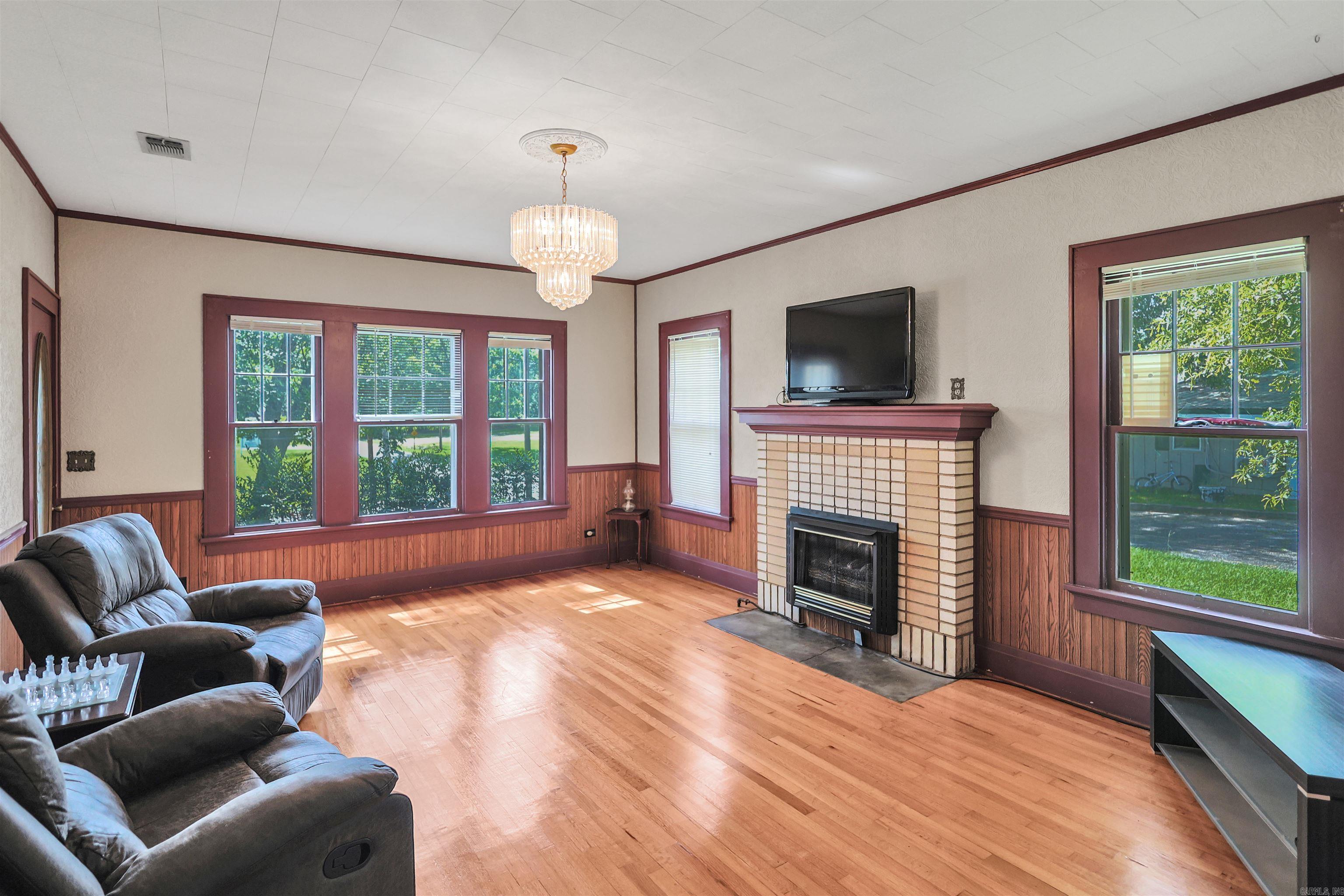 124 N Hill  Amity, AR